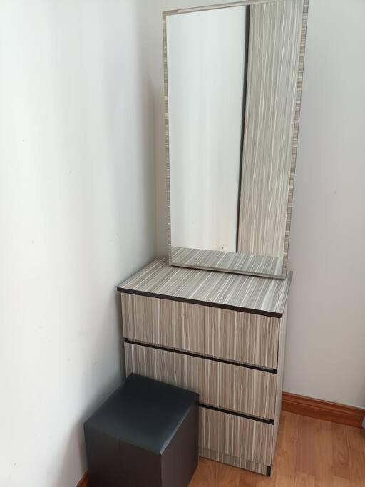 B2013The Platino Netflix 3Br Paradigm Mall By STAY