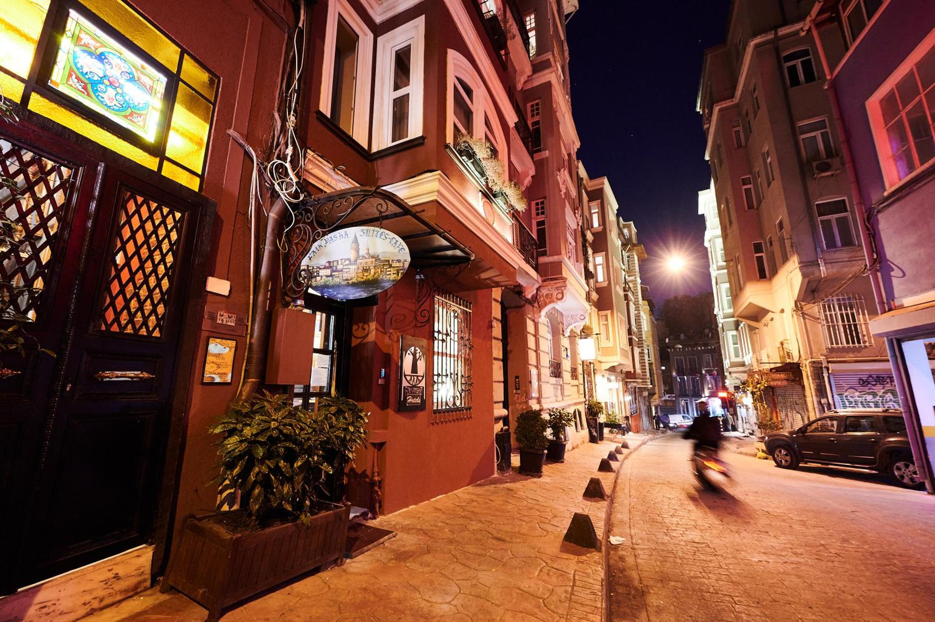 Faik Pasha Otelleri Özel Kategori Beyoğlu İstanbul - Image 41