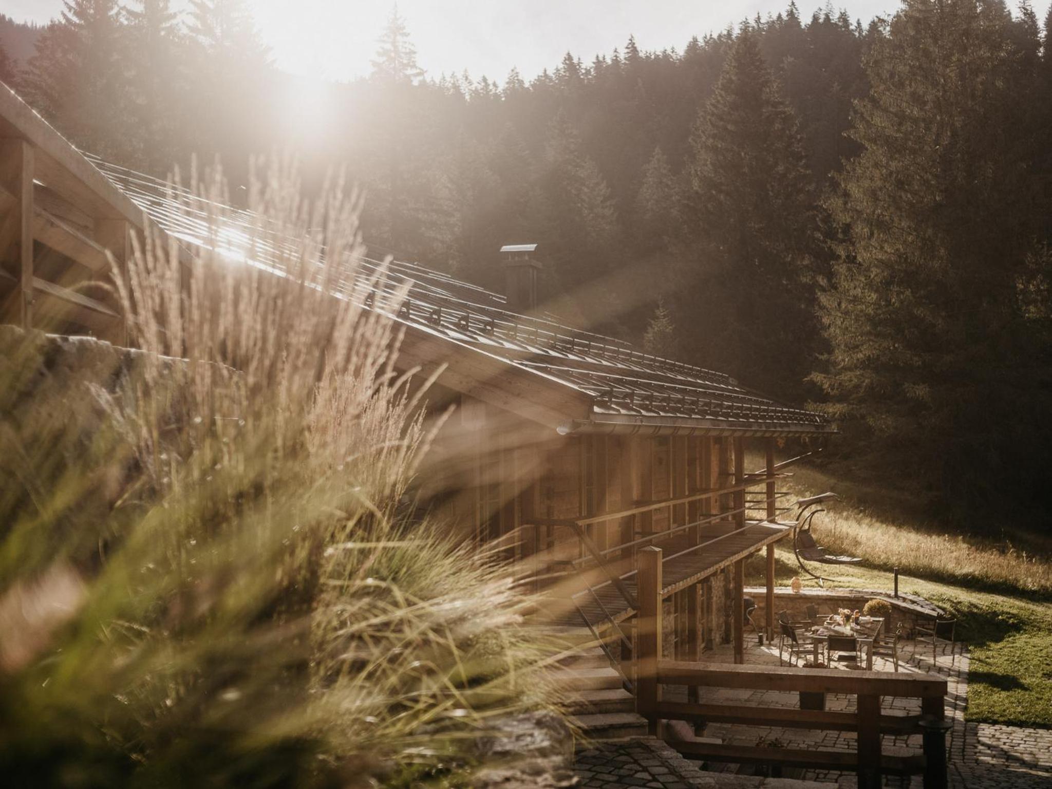 Die Suttenhütte view 5
