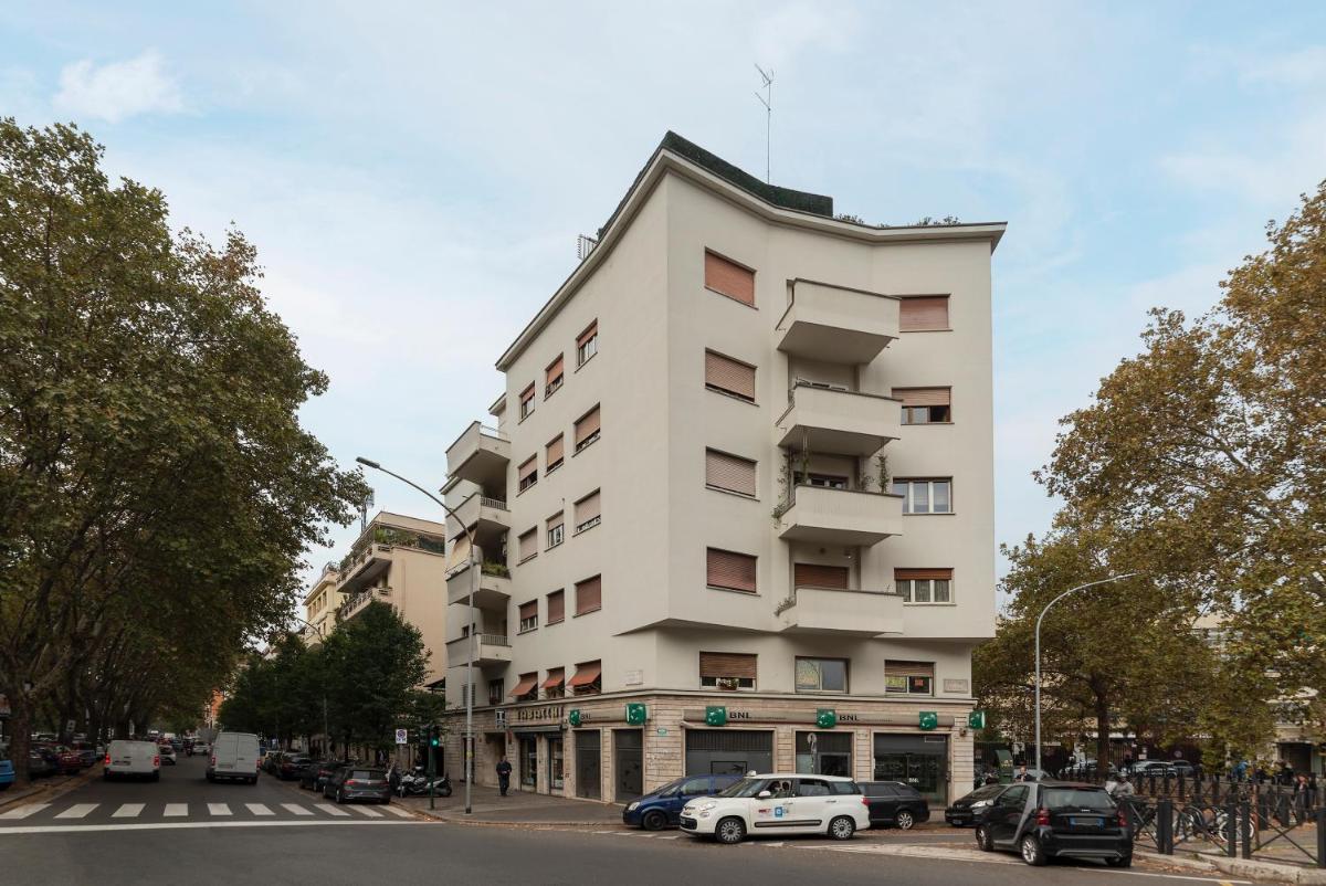 GuestHost - Clodia Apartments