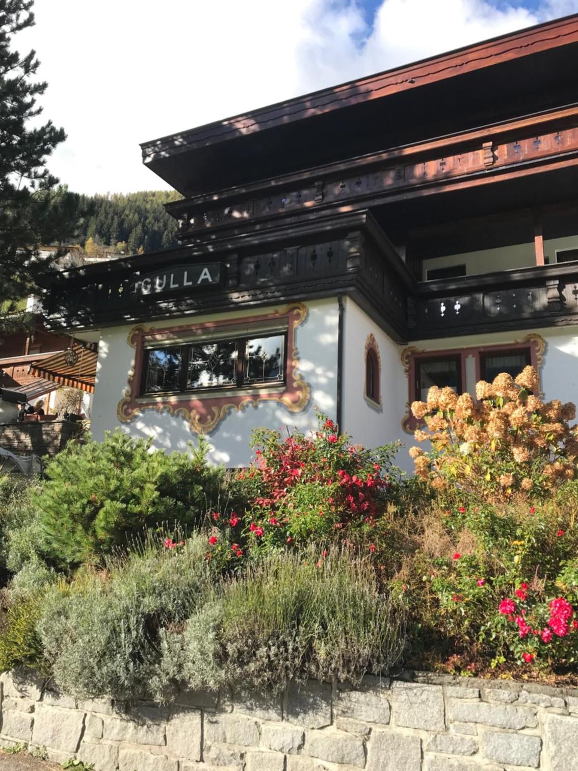 Pension Gulla - Ferienhaus Appartements B&B