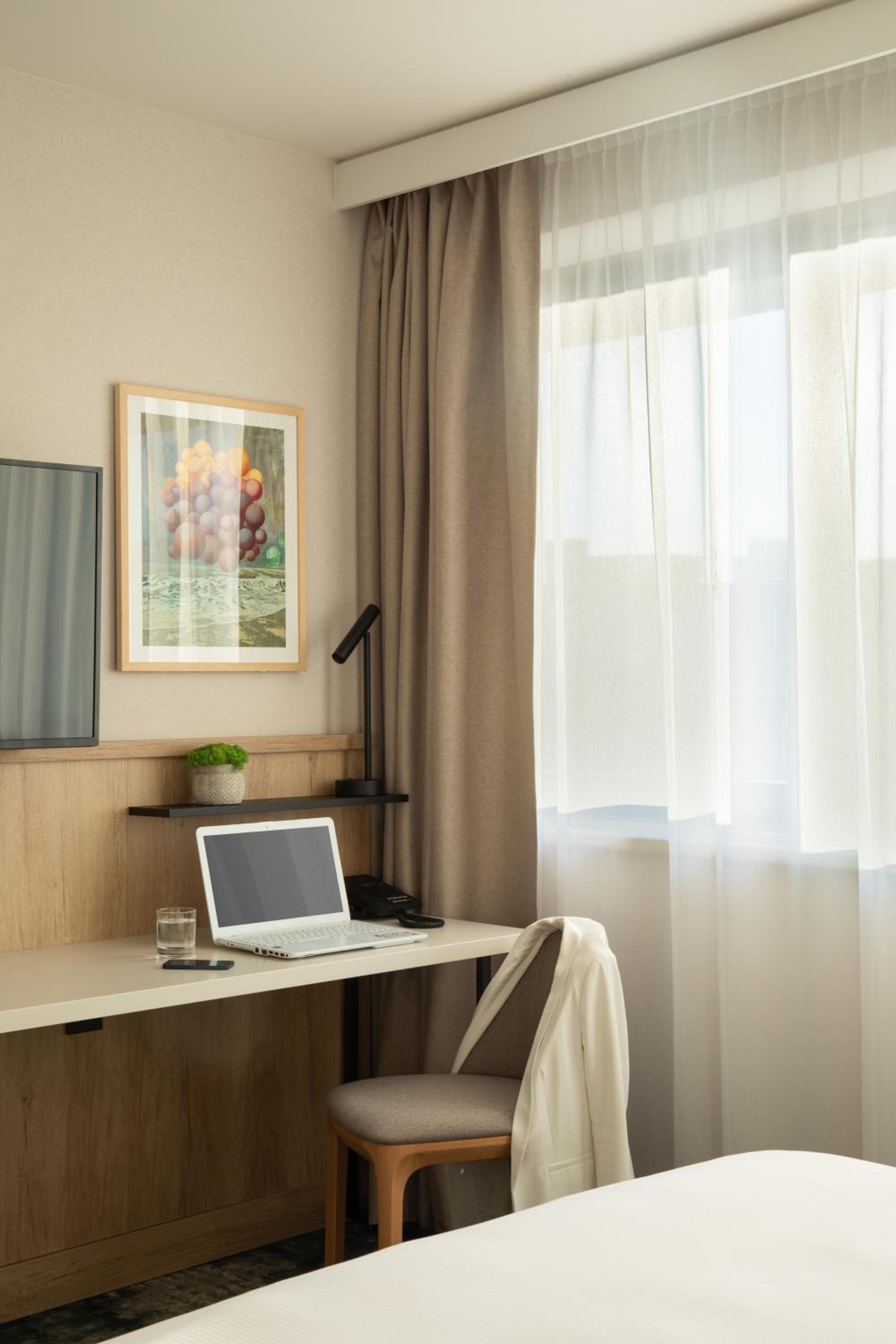 Crowne Plaza Budapest by IHG 54