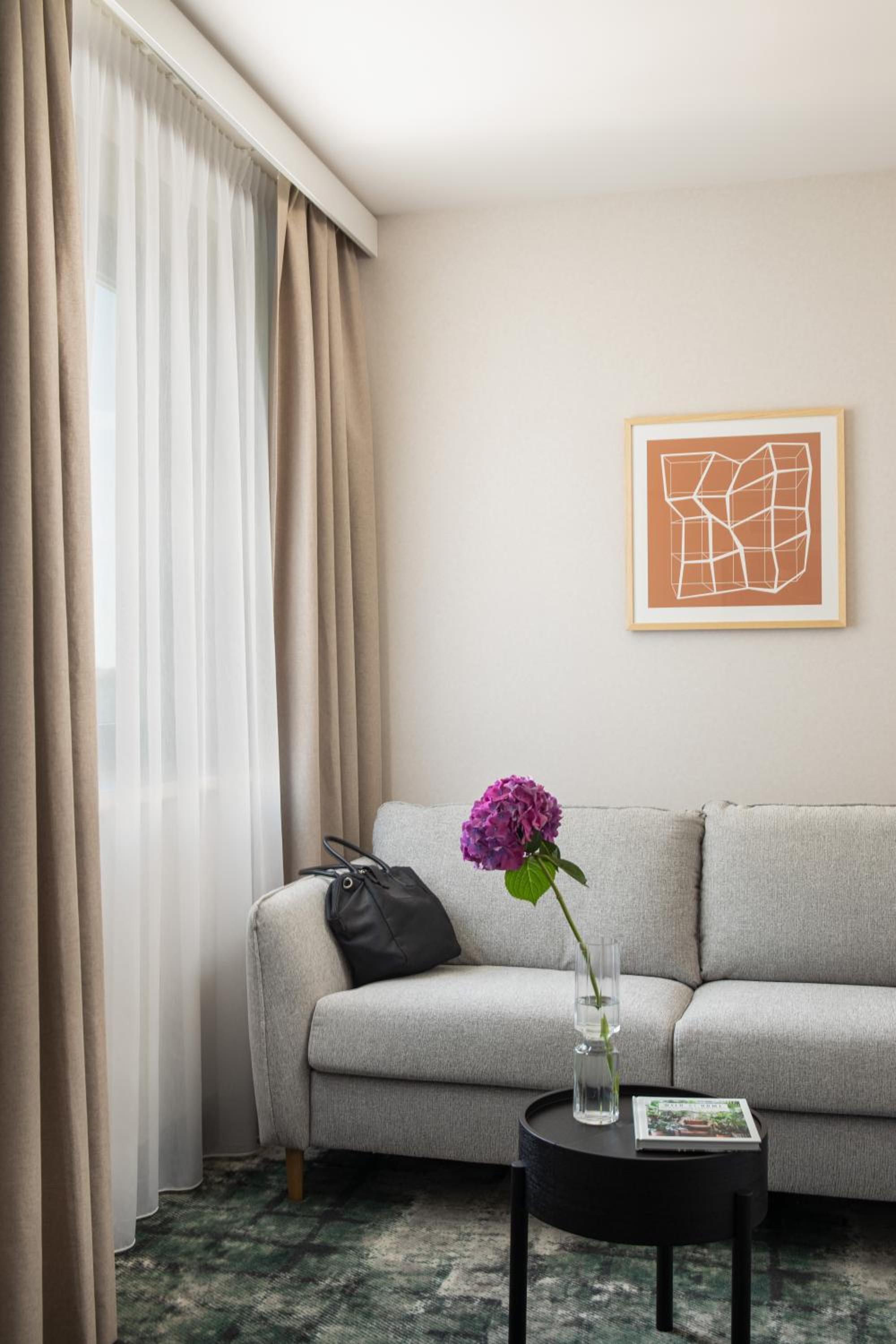 Crowne Plaza Budapest by IHG 9