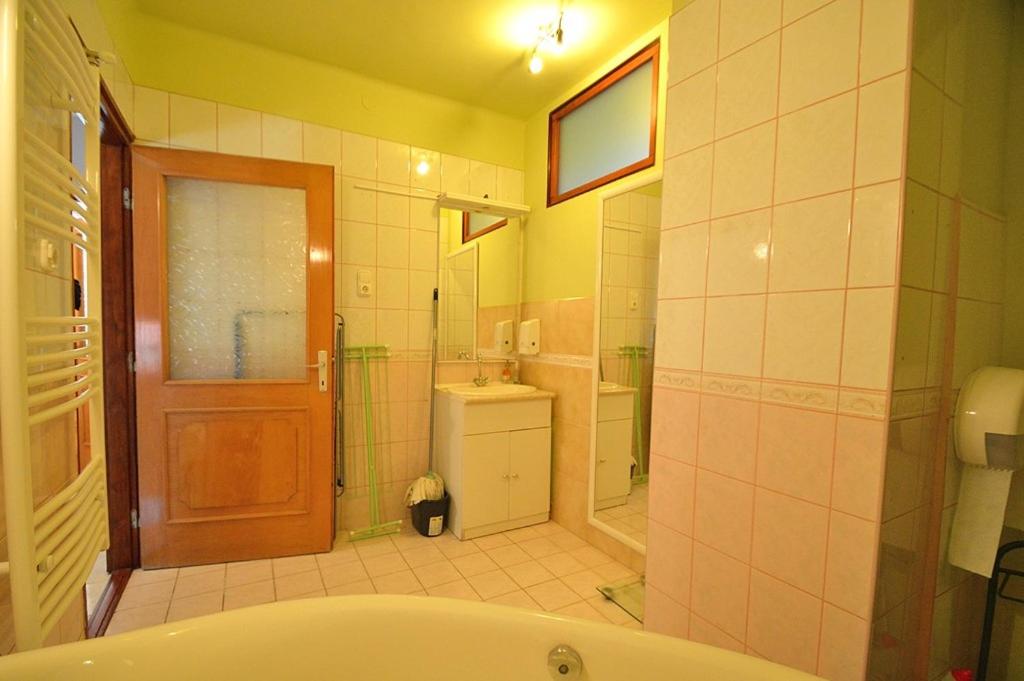 Photo 45