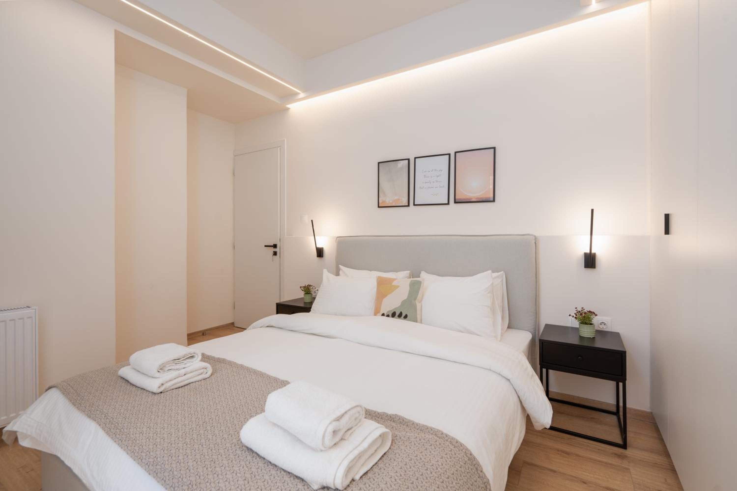 IO SUITES