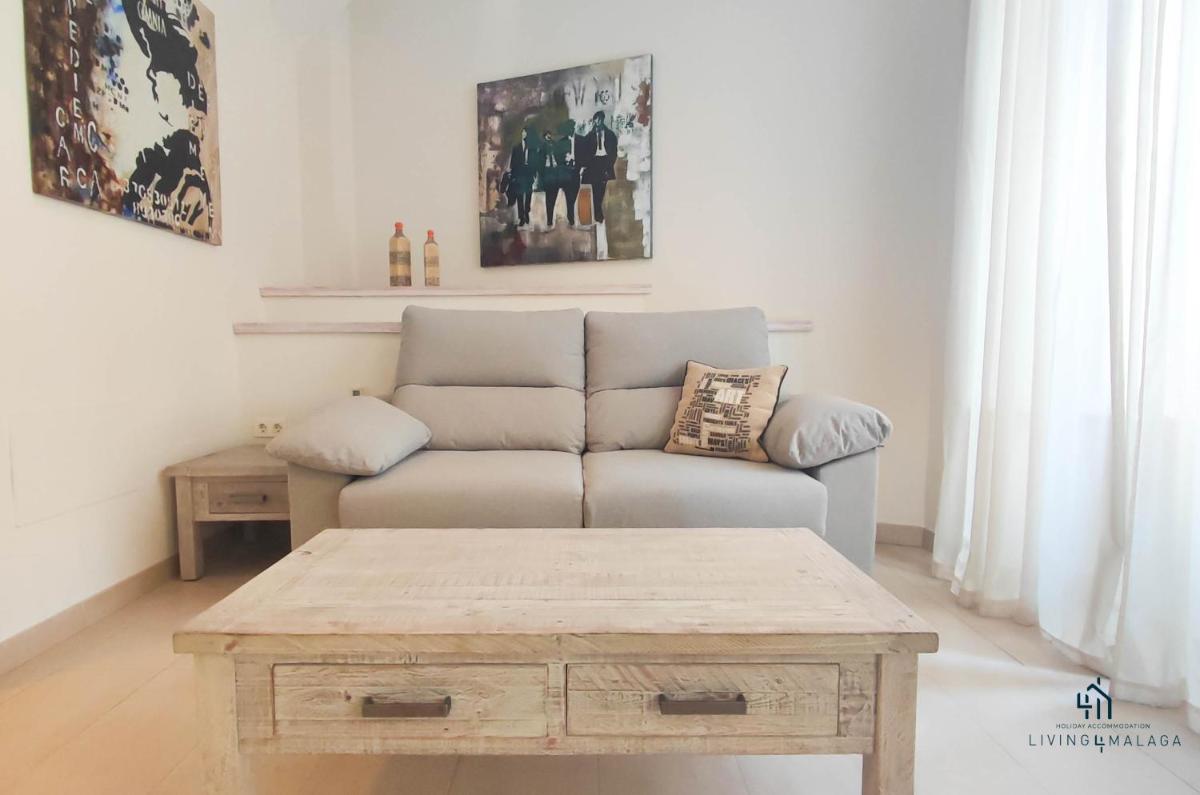 Living4Malaga Suites Superior