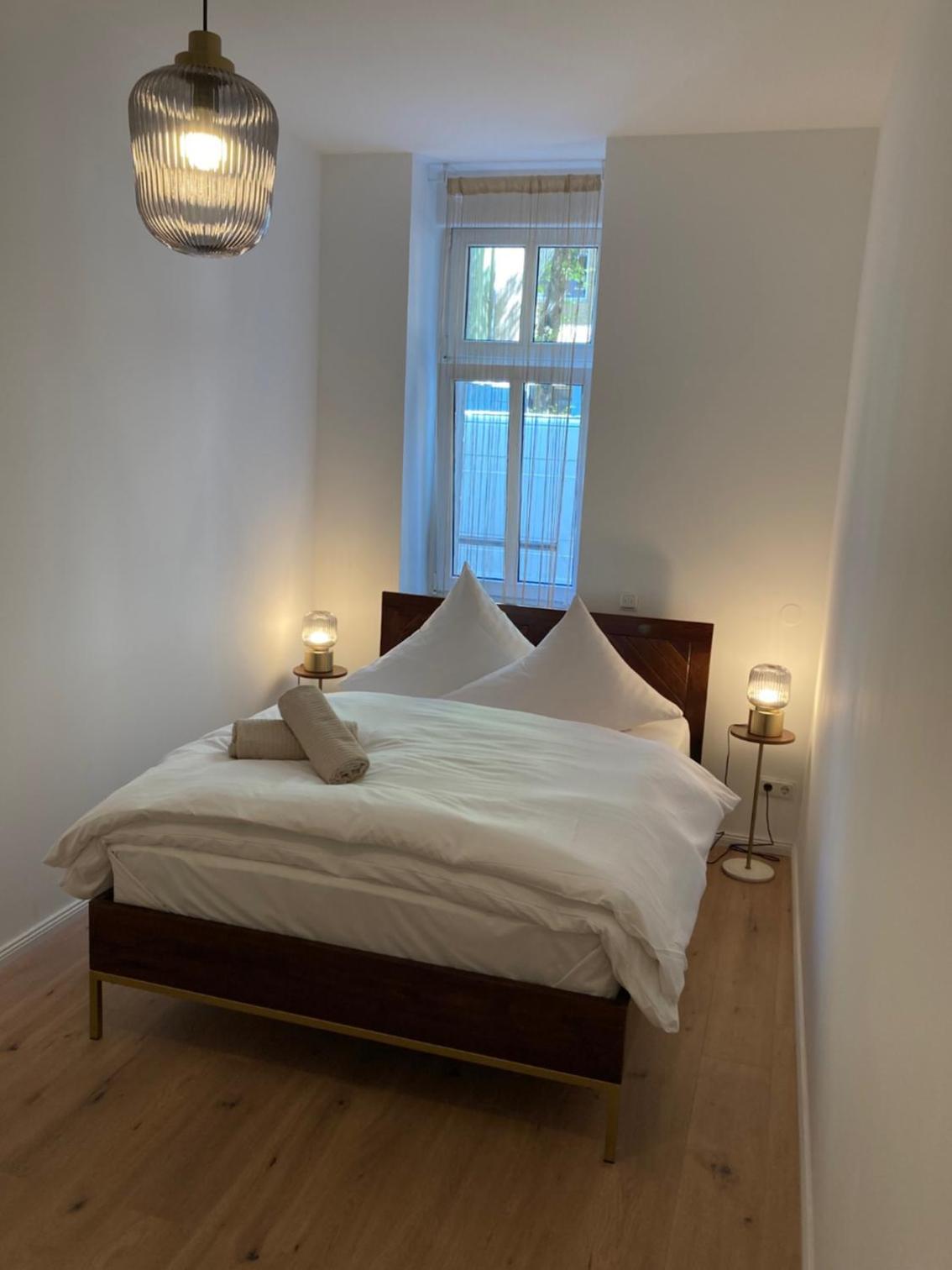 Minimal Hostel No.43