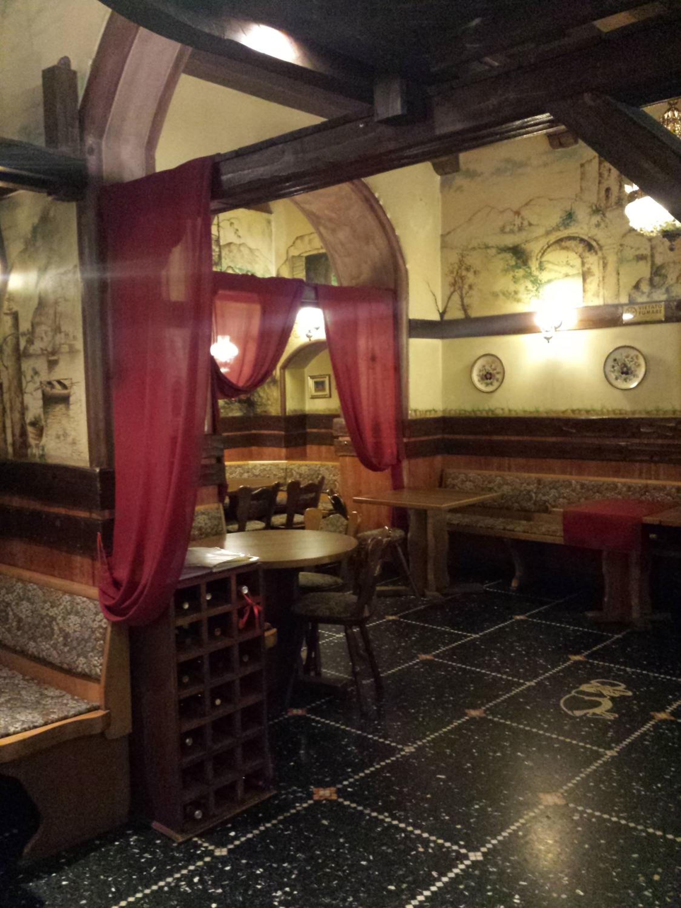 In the Center by Local Domus