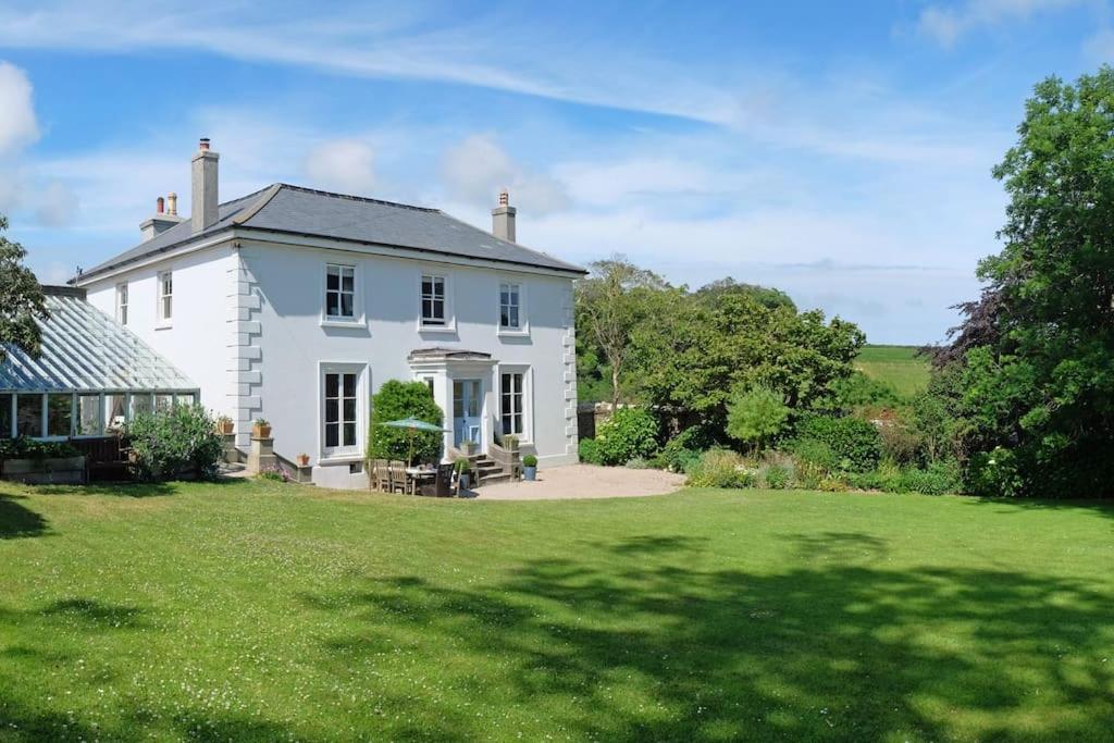 Fledgling Barn: stunning new coastal holiday home view 5