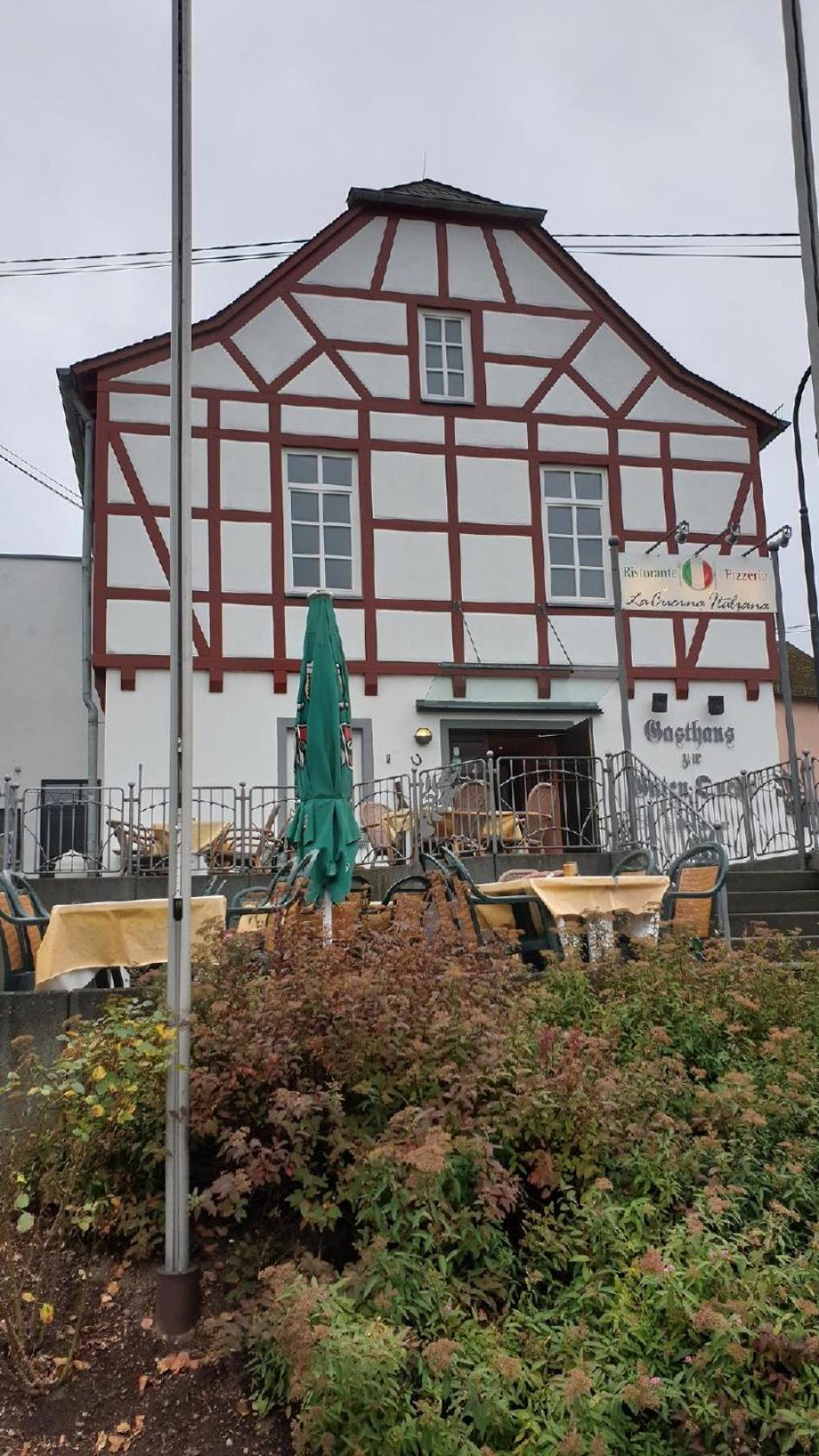 Photo 48