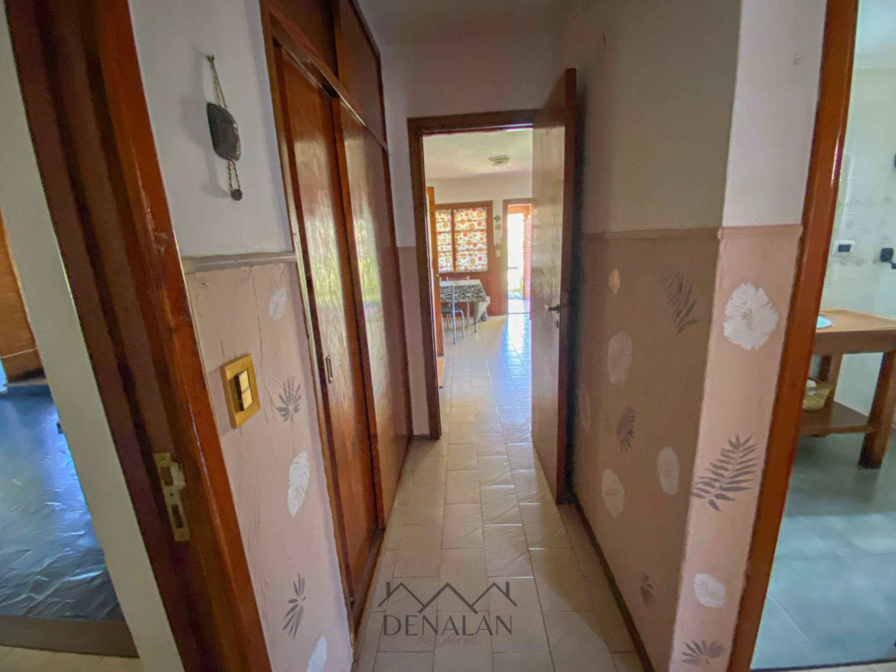 Casa Tinta Roja 1