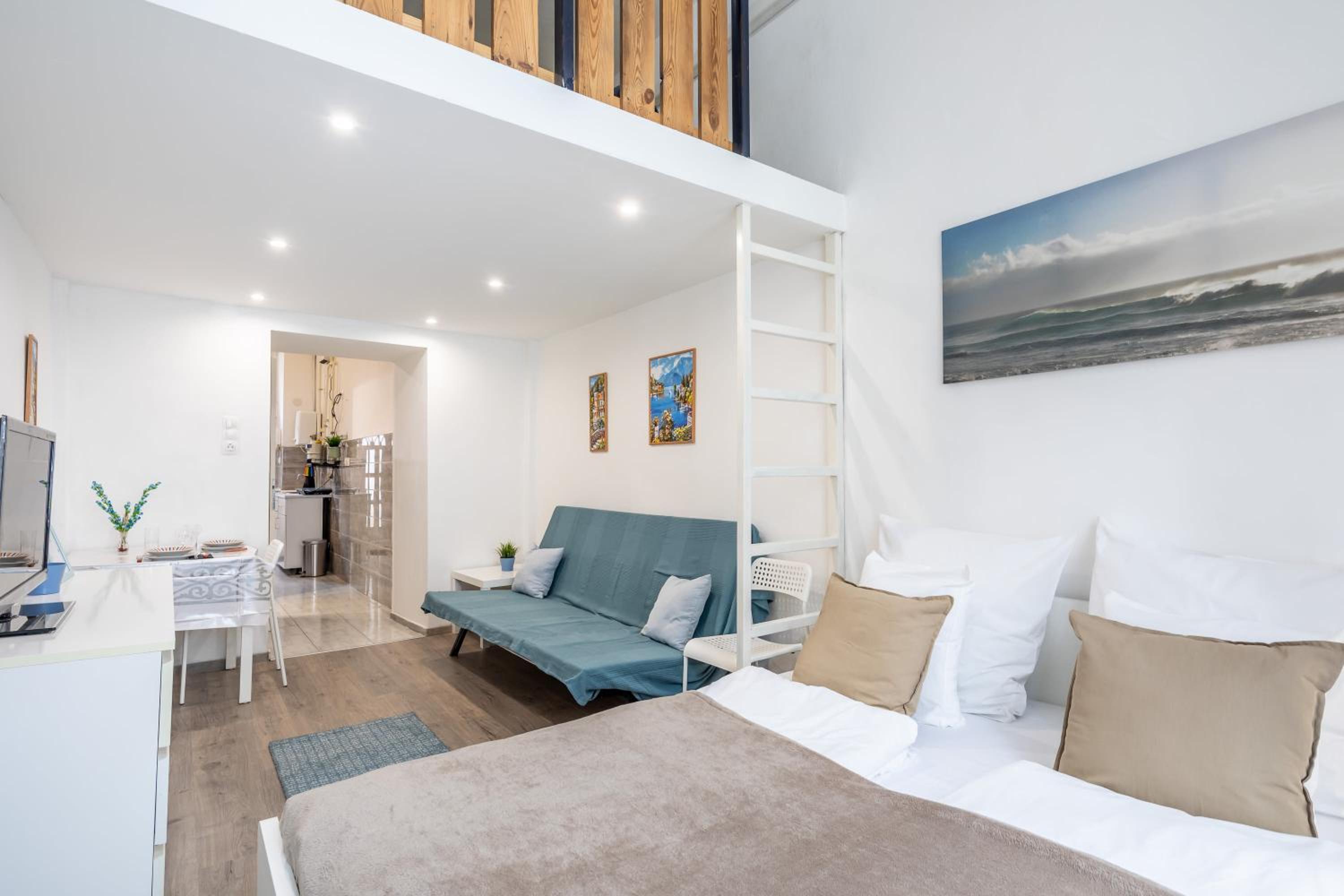 Simple and Central A C Home view 4