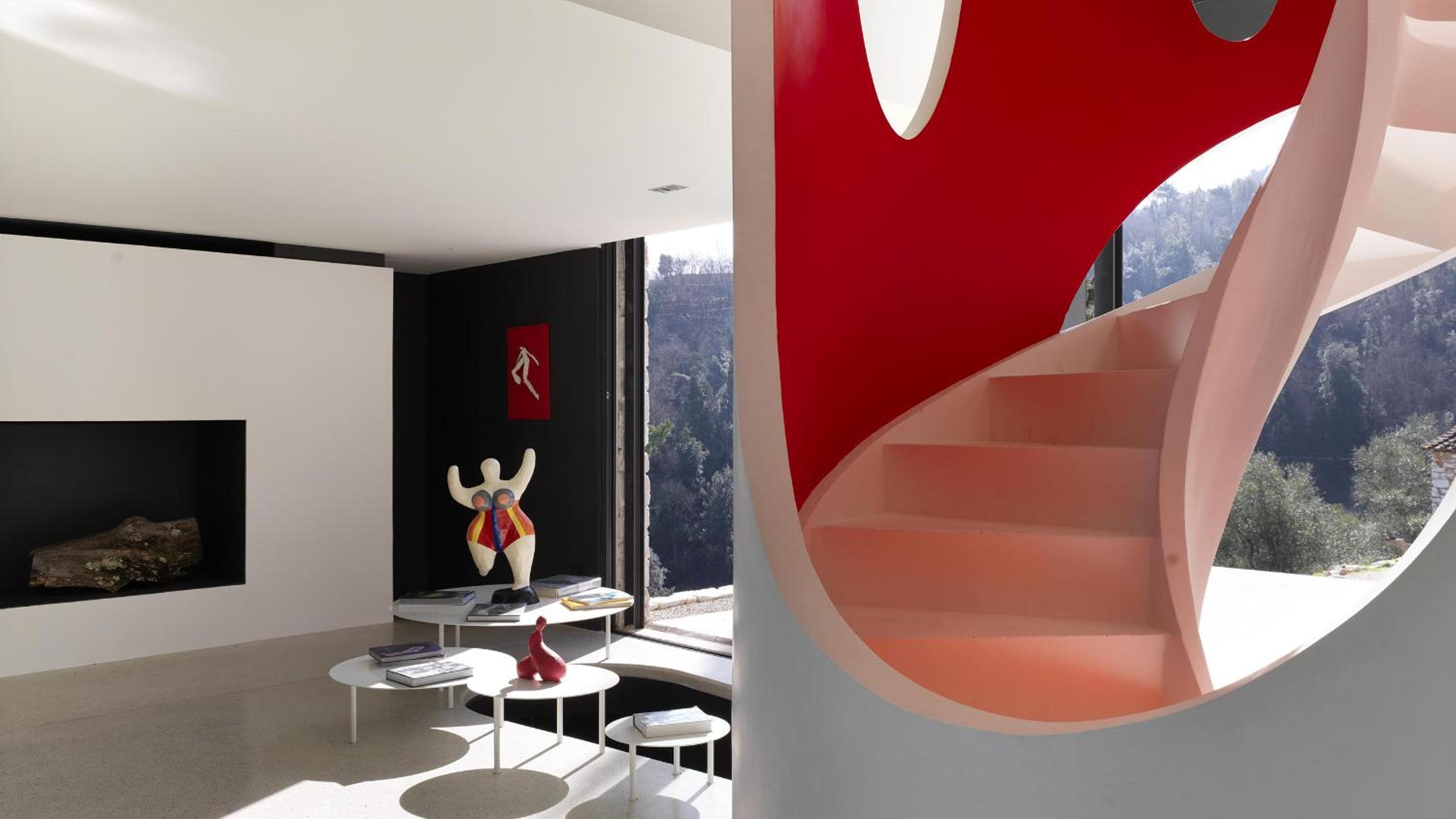 VILLA FARFALLA & GUESTHOUSE - The world unique property with an openable roof view 5