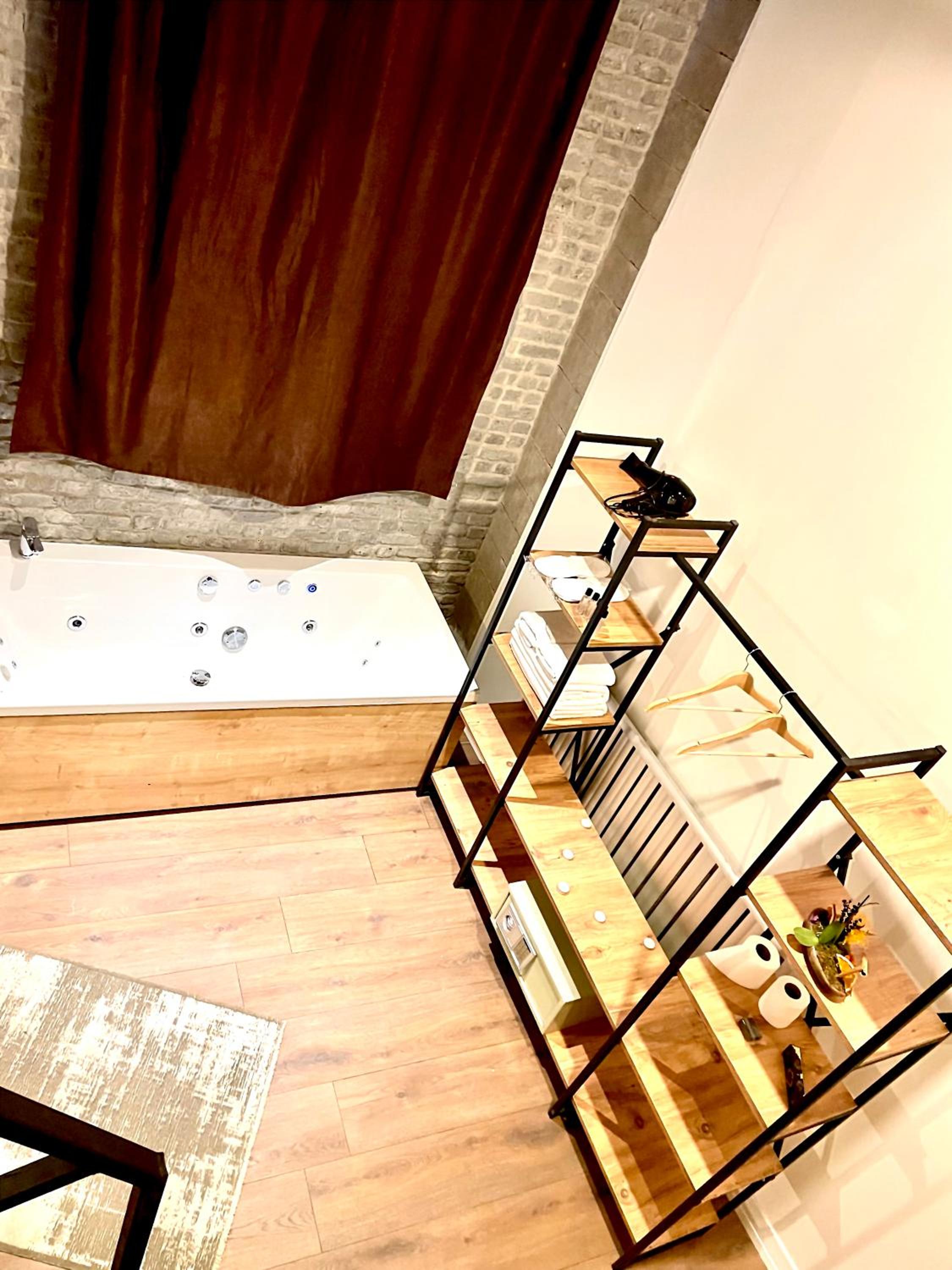 Mates Port Otel - Image 25