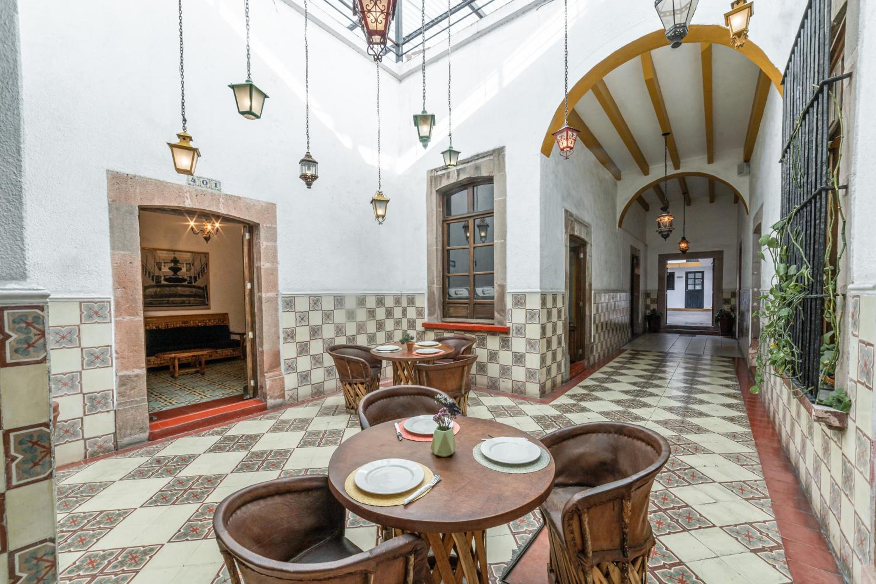 Hotel Meson de Isabel photo 22 of 24