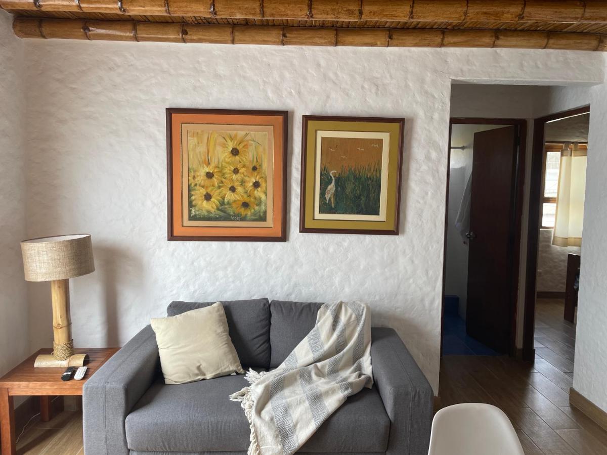 Departamento pequeño 2 BR en zona ideal de Paracas view 2