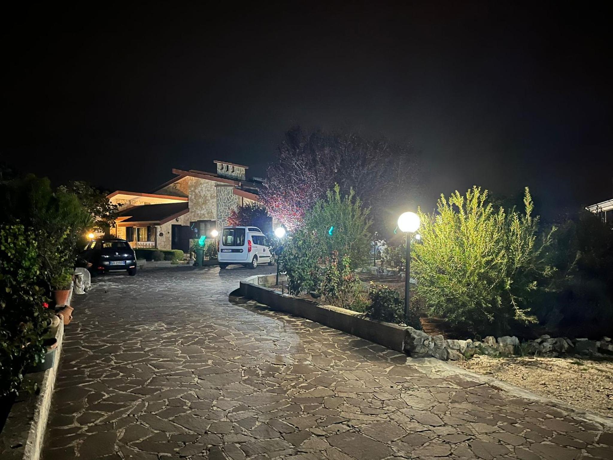 Villa Isabella alloggi e camere con parcheggio interno custodito