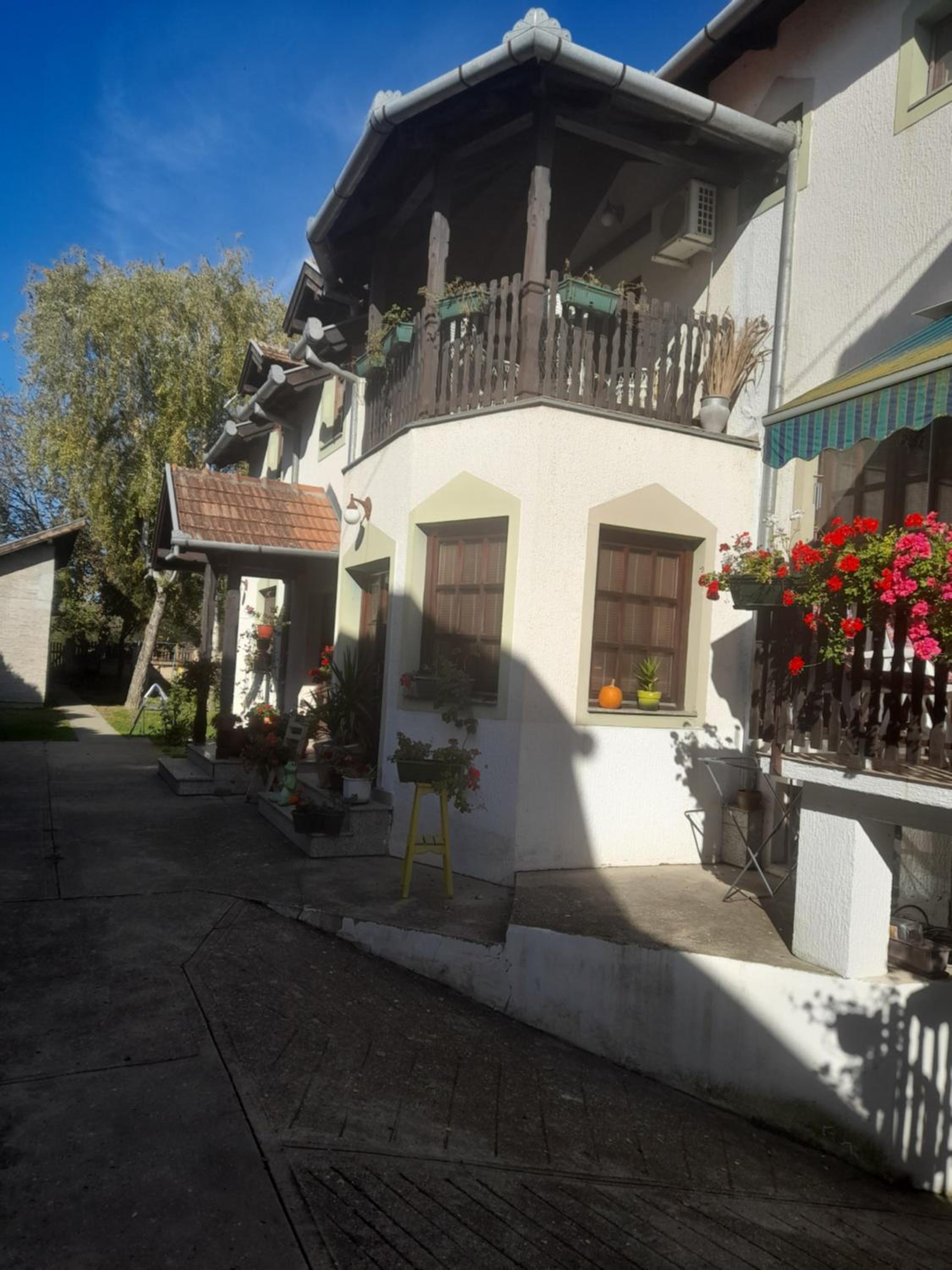 Sneža view 3