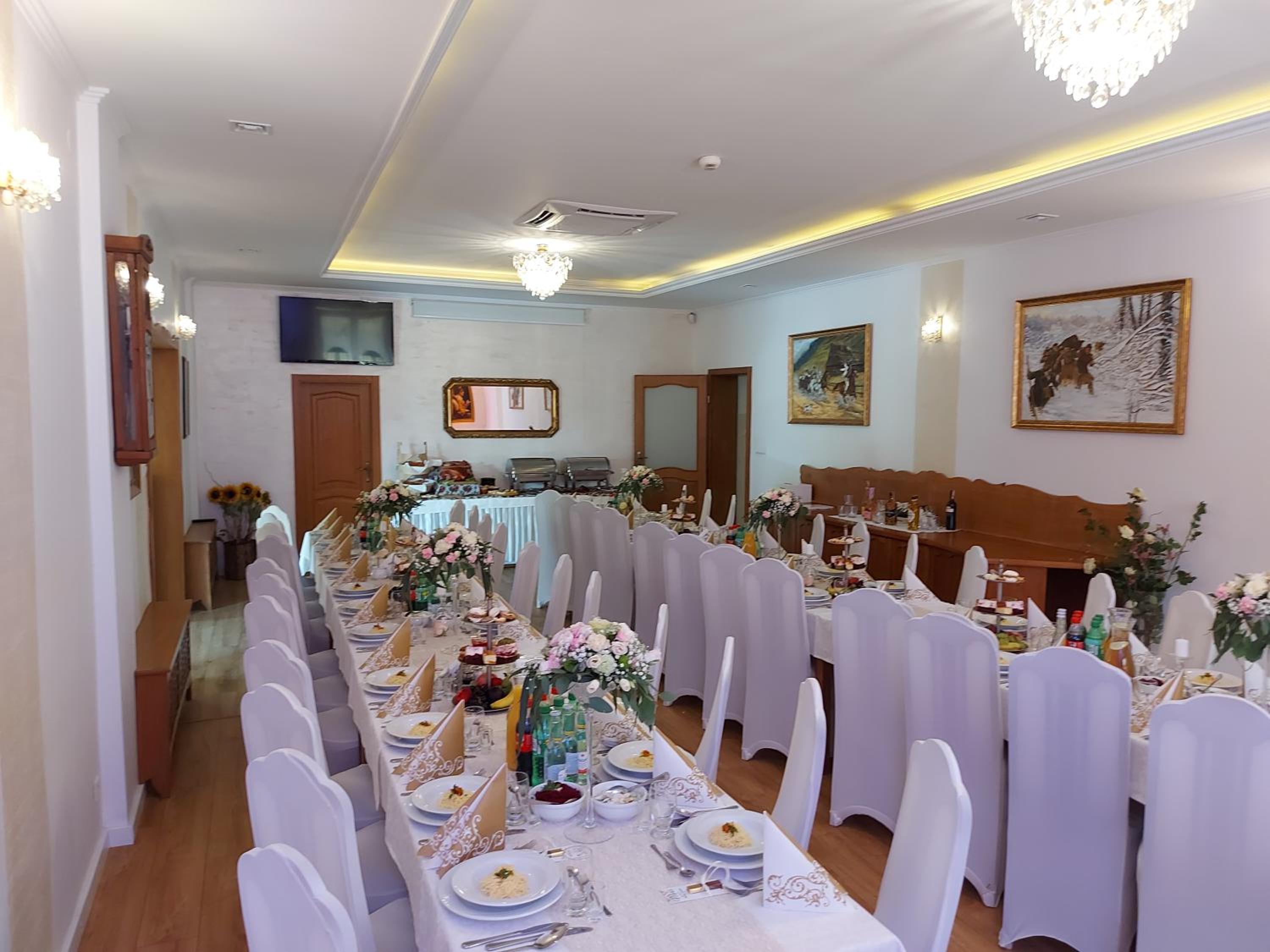 banquet hall