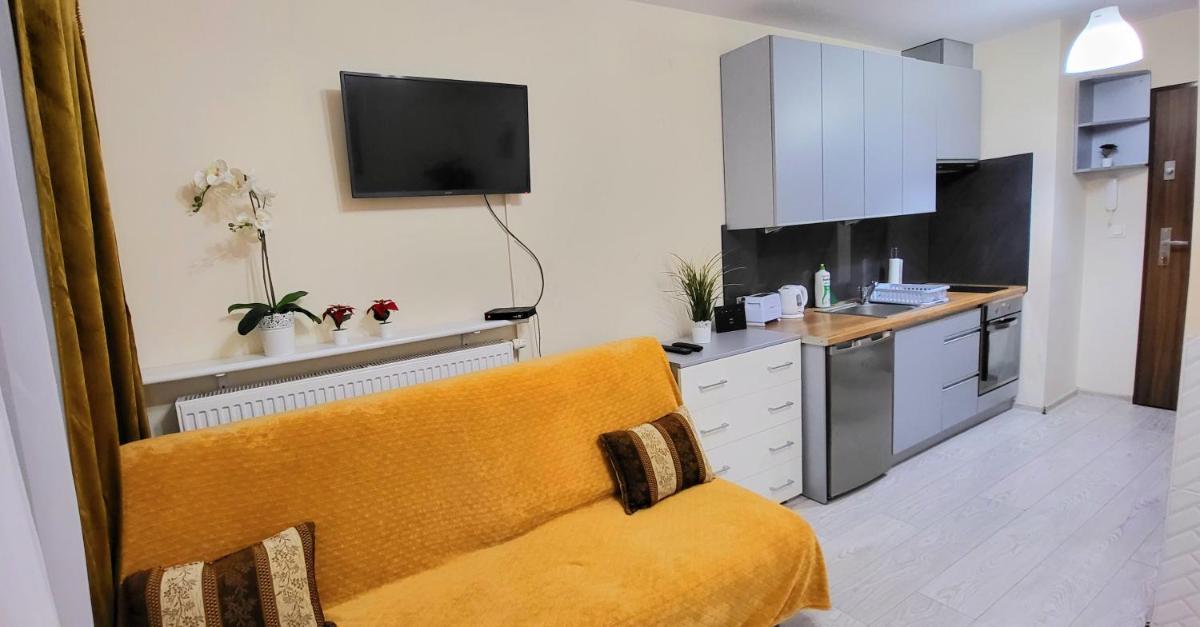 Cozy modern Apartment ASTORIA MAGIC ORANGE OLD TOWN view 5