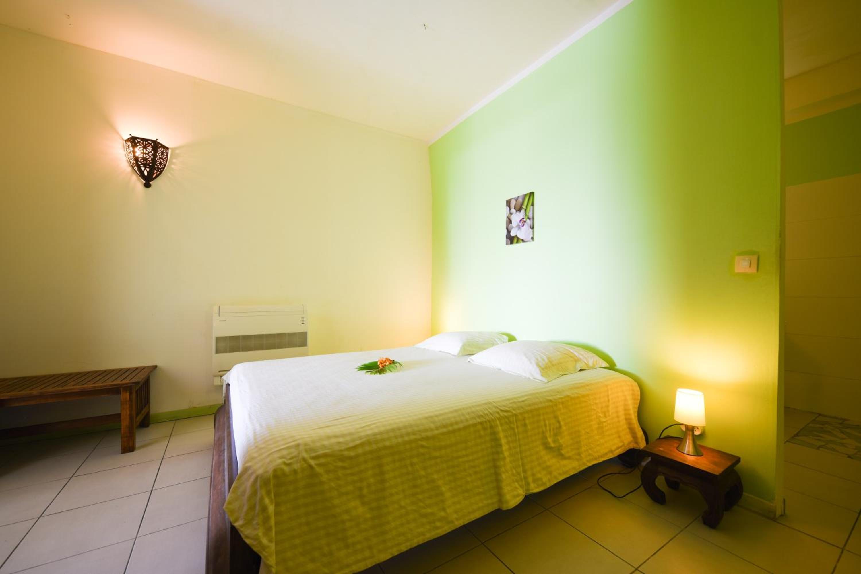Appartement charmant à Pointe-Noire, vue mer, 51 m², piscine