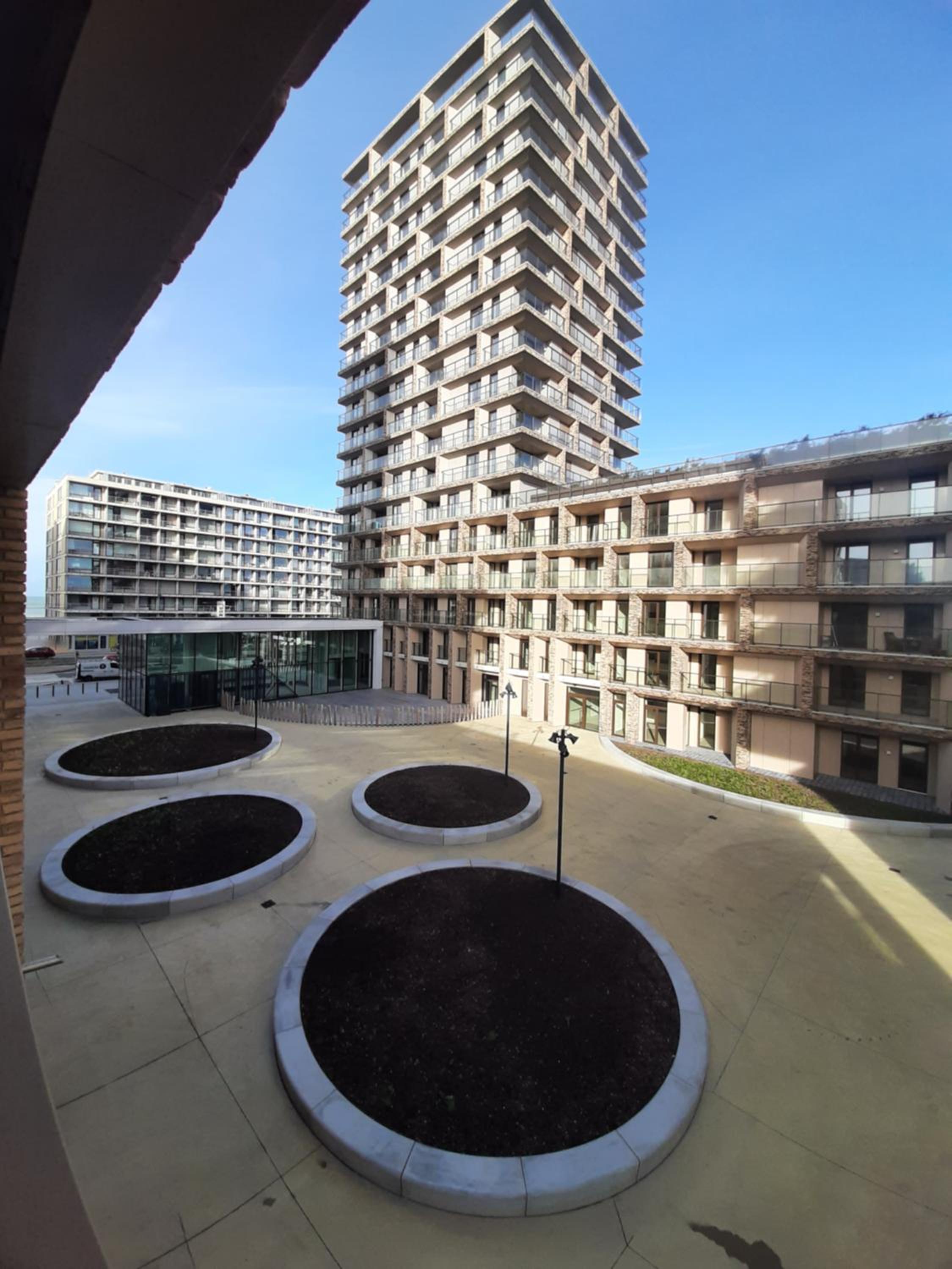 Bartine - modern and spacious flat near the sea, free parking space