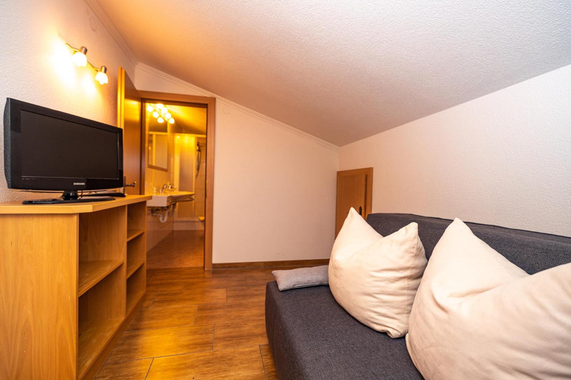 Haus Anton Sölden - Apartments & Zimmer