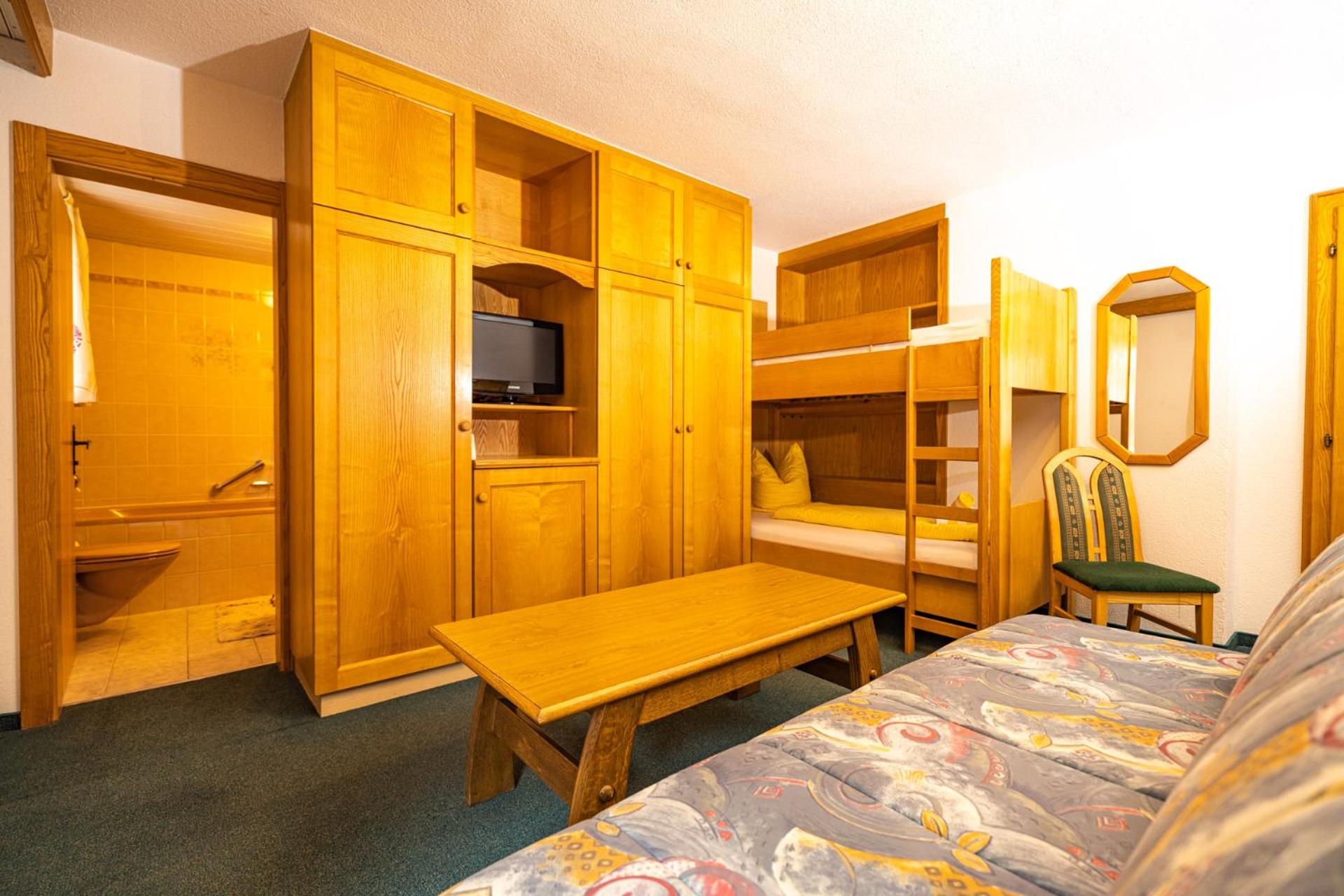 Haus Anton Sölden - Apartments & Zimmer
