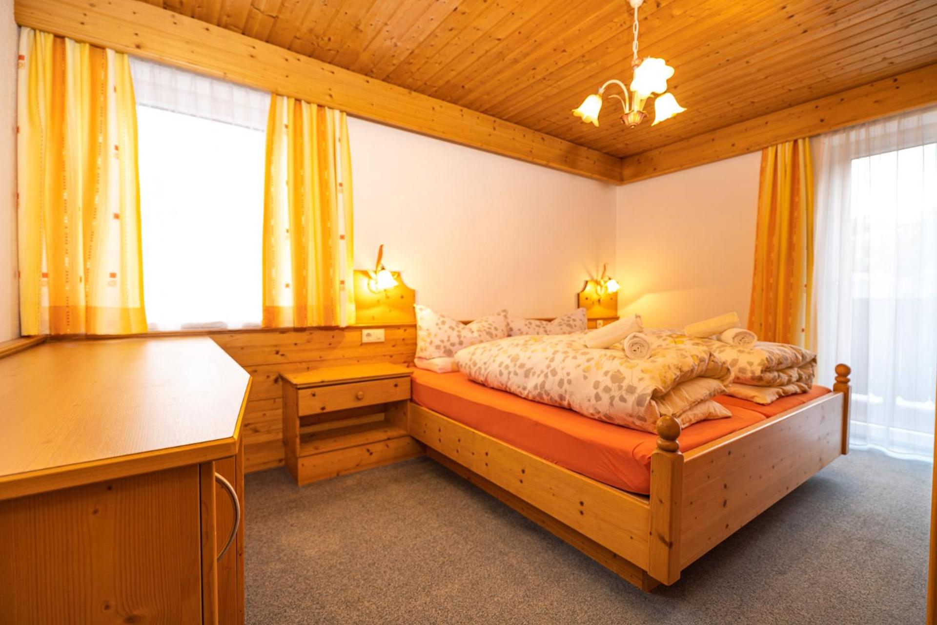 Haus Anton Sölden - Apartments & Zimmer