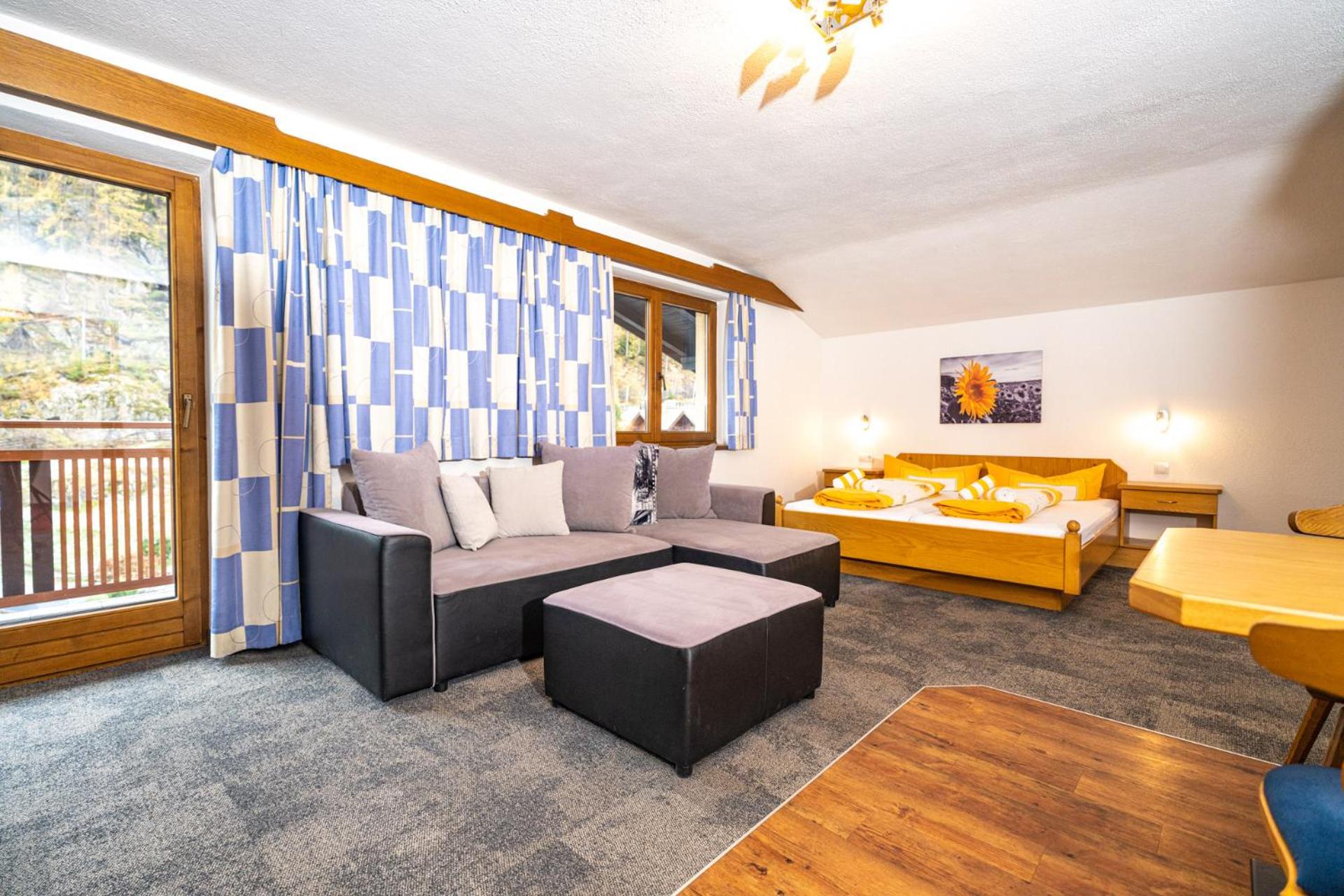 Haus Anton Sölden - Apartments & Zimmer