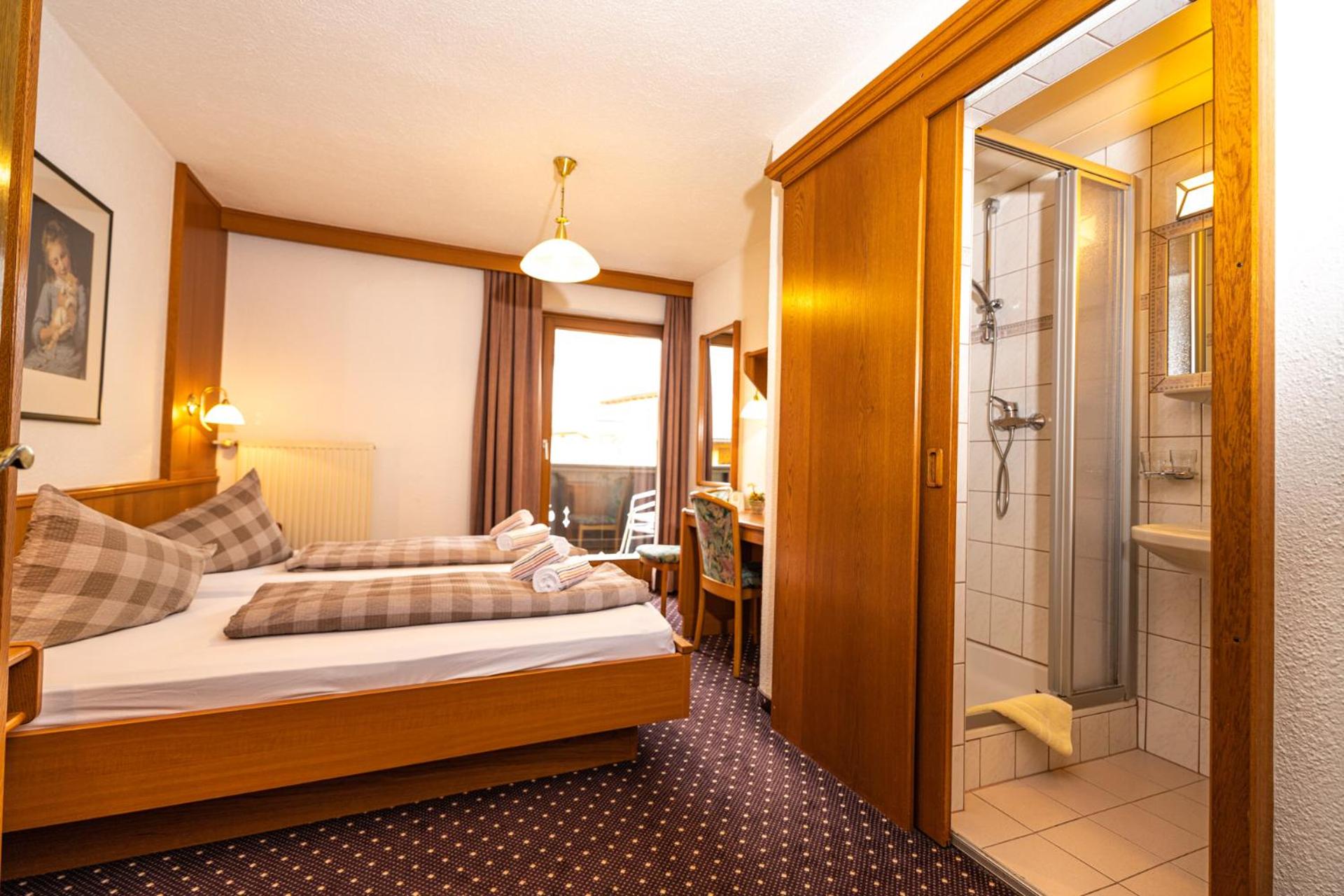 Haus Anton Sölden - Apartments & Zimmer
