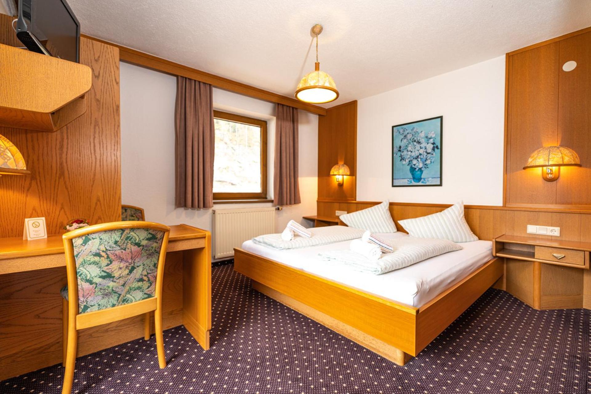 Haus Anton Sölden - Apartments & Zimmer