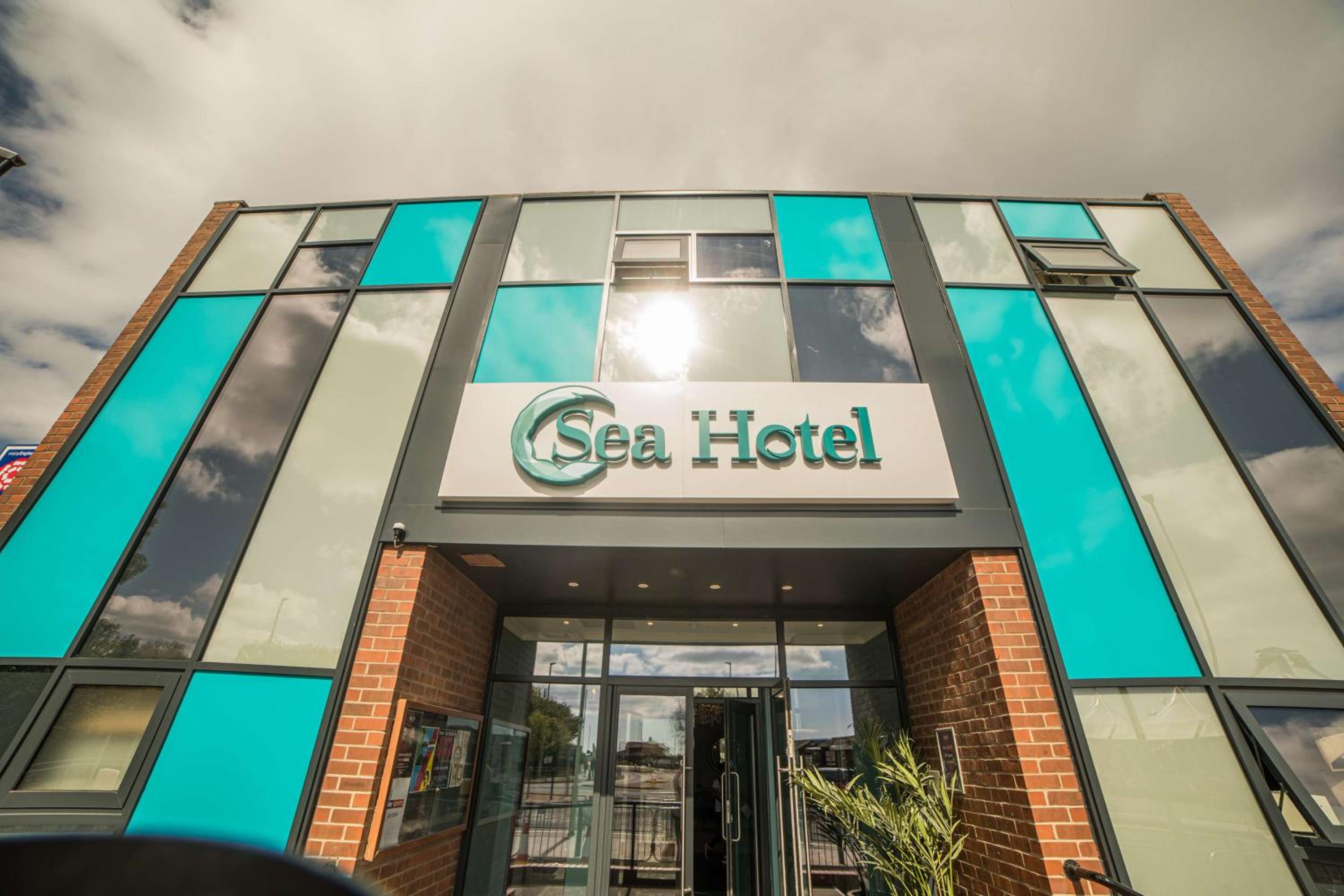 South Shields Vacations - The Sea Hotel - Property Image 2
