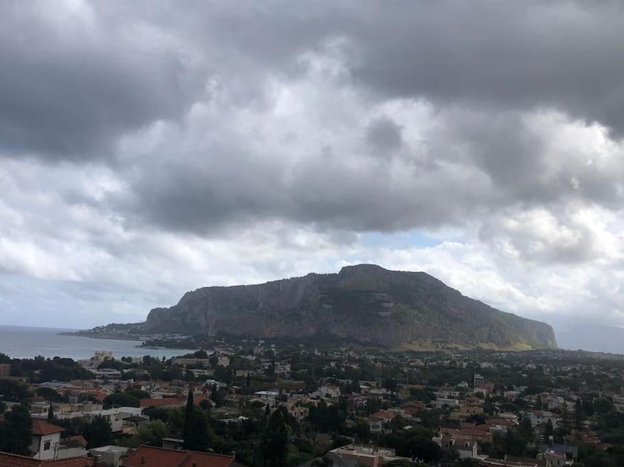 Beautiful view a Mondello photo 3