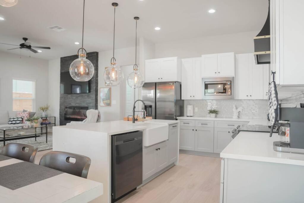 The Retreat at Rigsby-All new 3bdrm/2.5 bath view 4