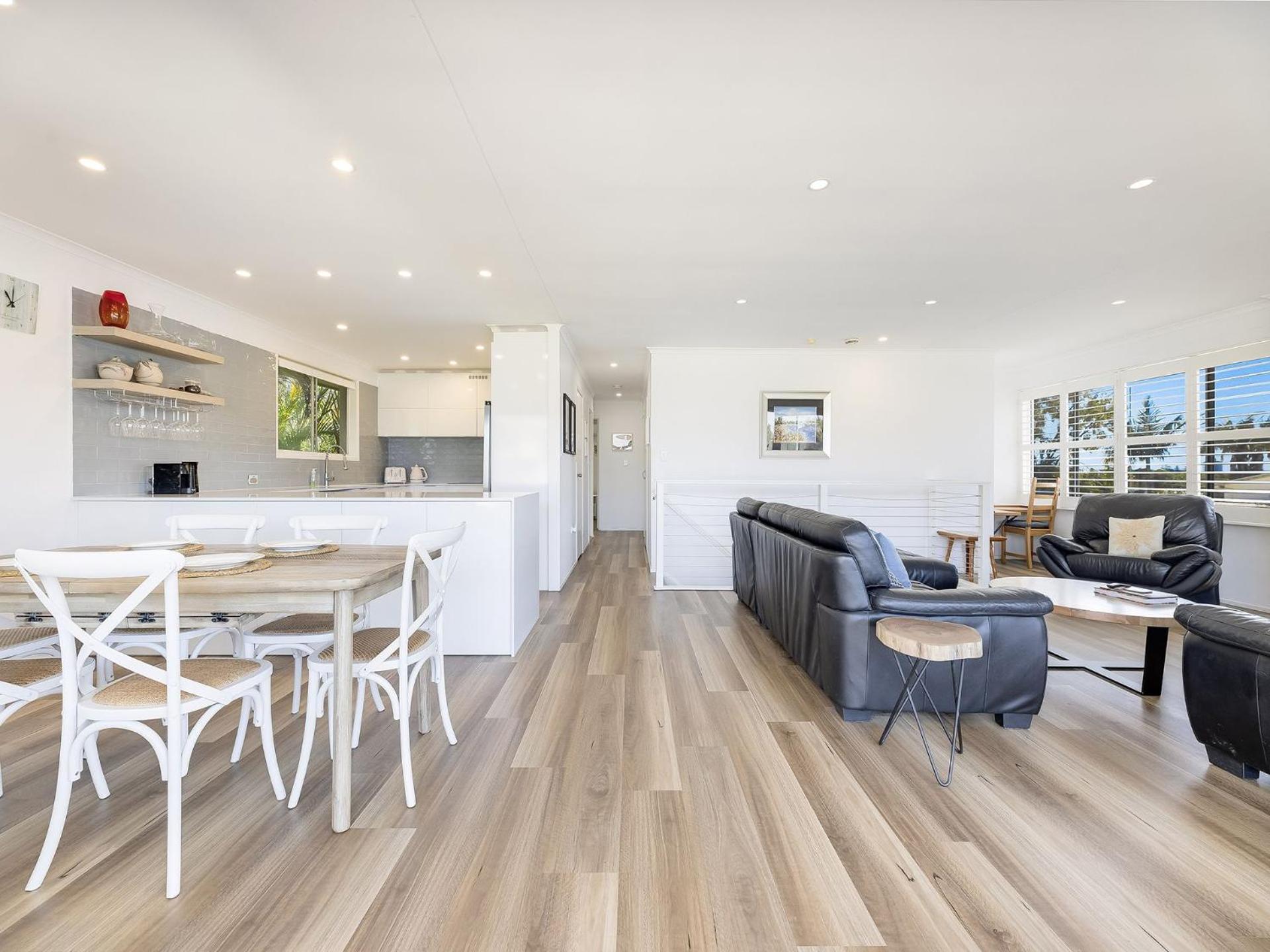 1 Rowell Street Battery Hill QLD