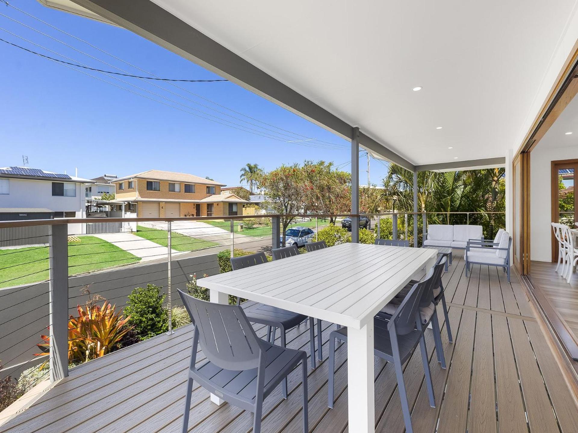 1 Rowell Street Battery Hill QLD