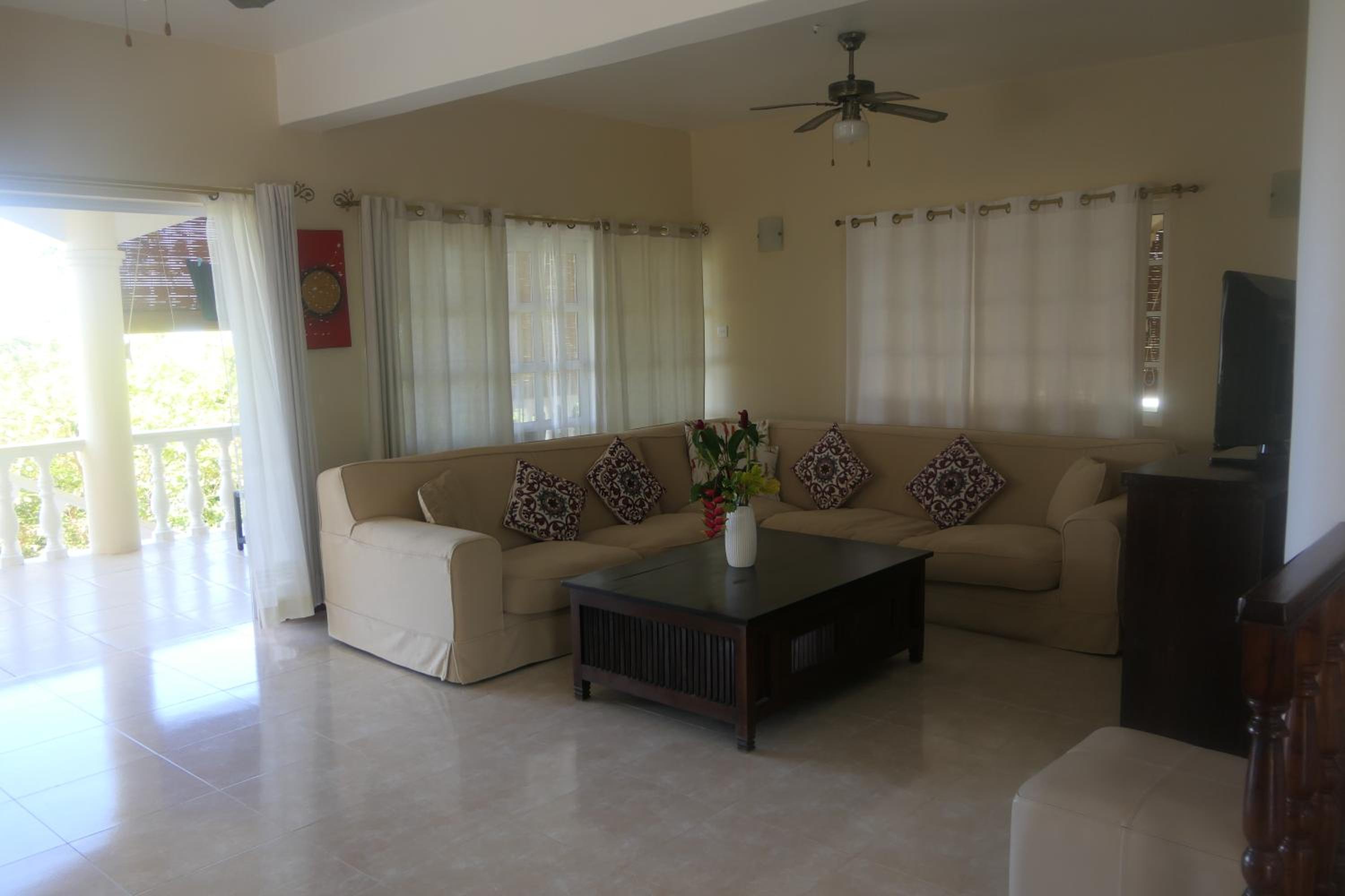 Tropical Garden Self Catering view 3