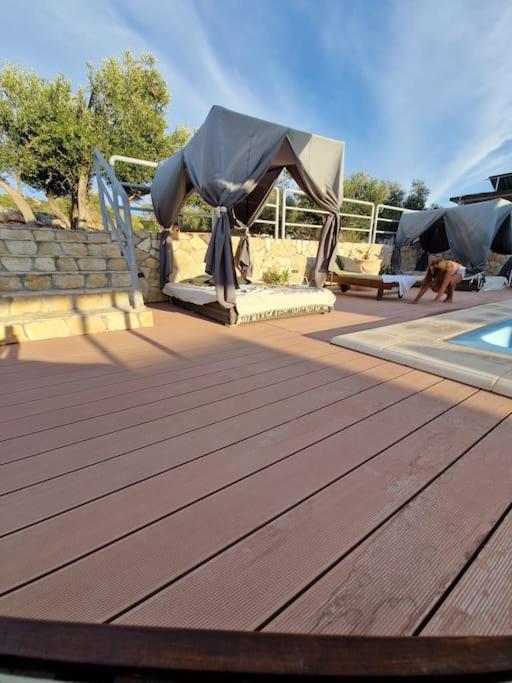 Beach house Lady - resort & tavern BAIN, free transport, pool, Island of Žut - Kornati view 5