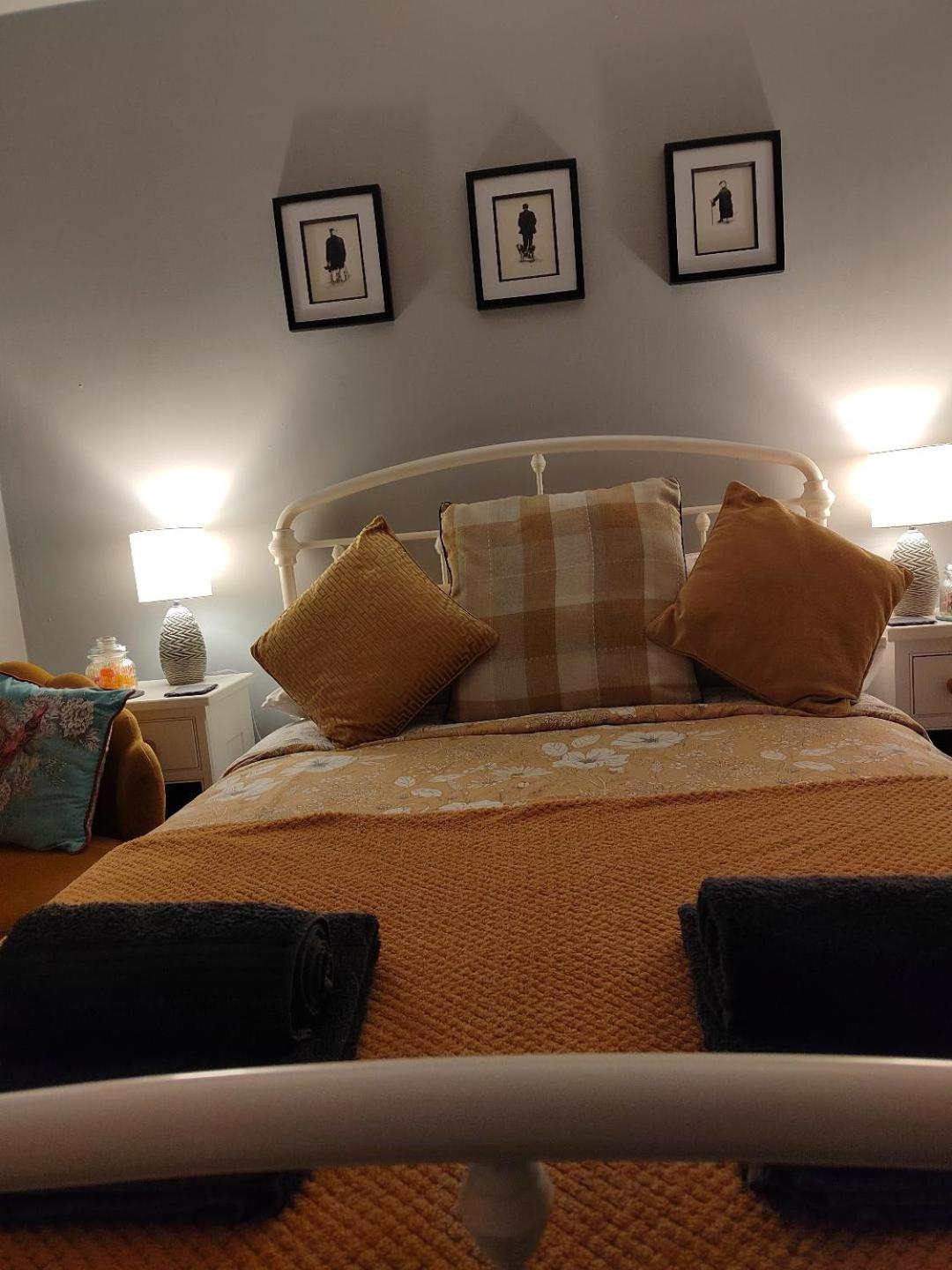 Rooms by the River at Glan Aber view 5