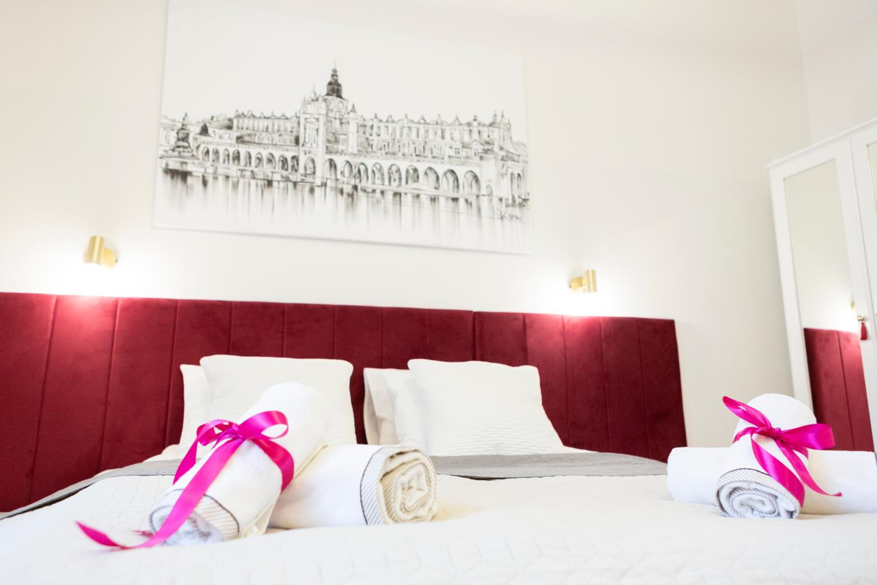 Apartments Roman