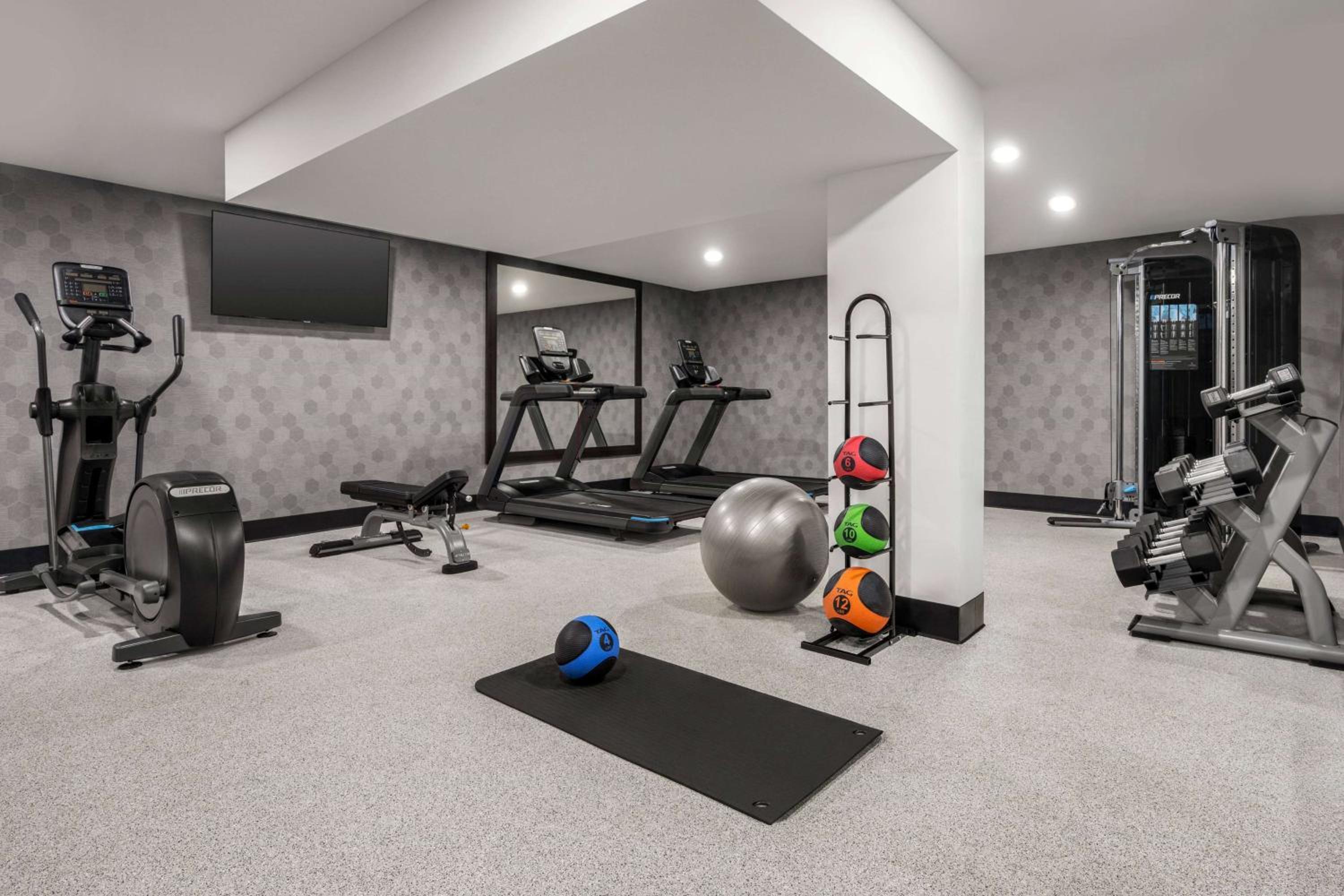 Lexington Vacations - La Quinta Inn Lexington-Horse Park - Property Image 8