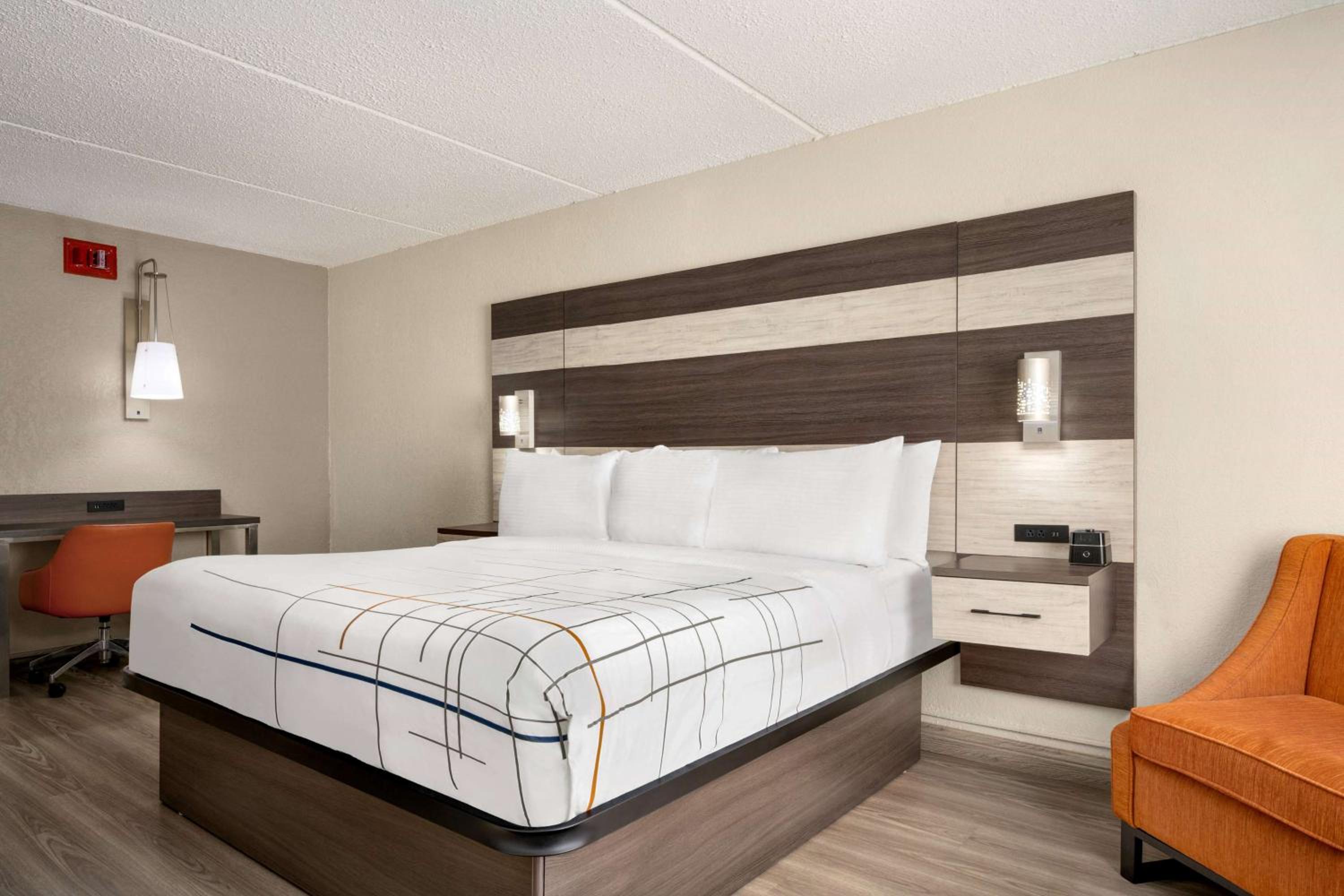 Lexington Vacations - La Quinta Inn Lexington-Horse Park - Property Image 36