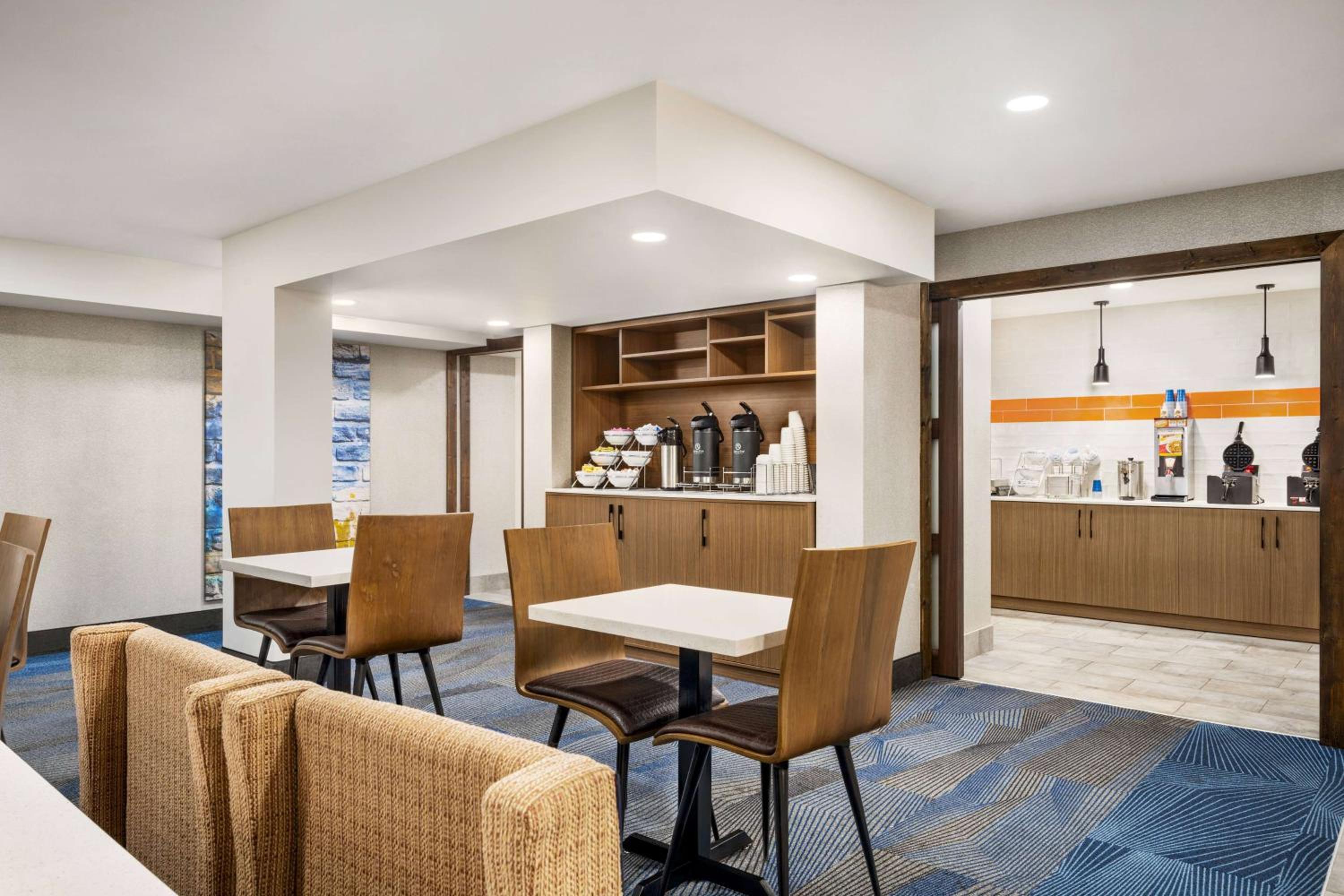 Lexington Vacations - La Quinta Inn Lexington-Horse Park - Property Image 69