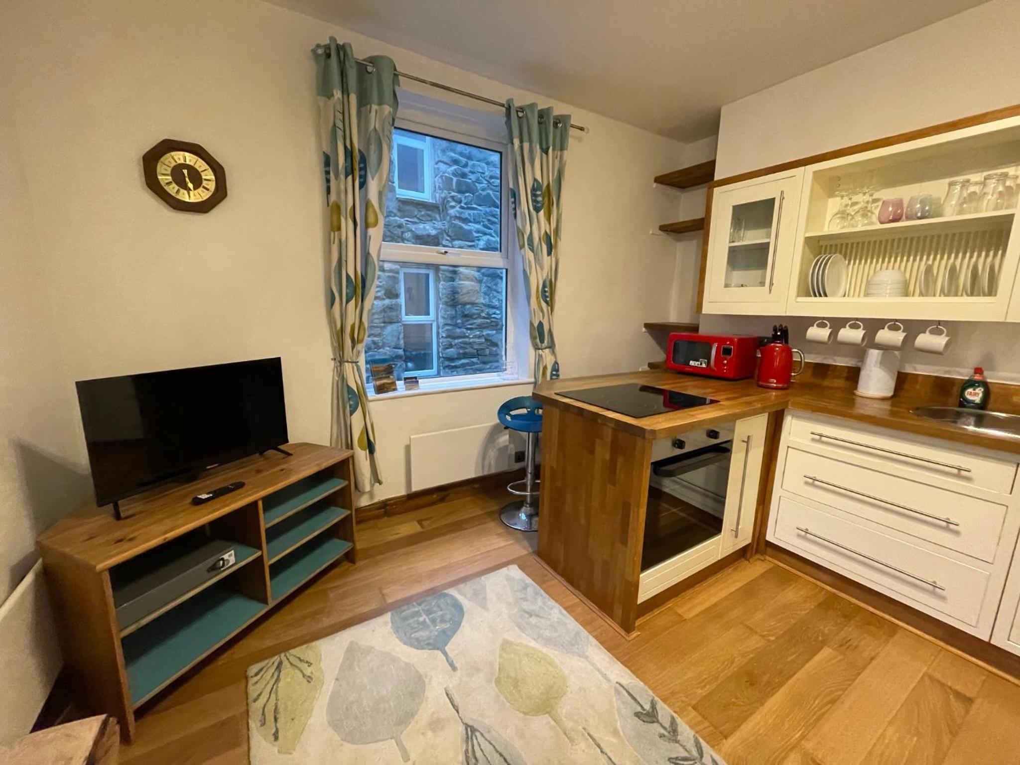 Flat 2, Ty Newydd view 3