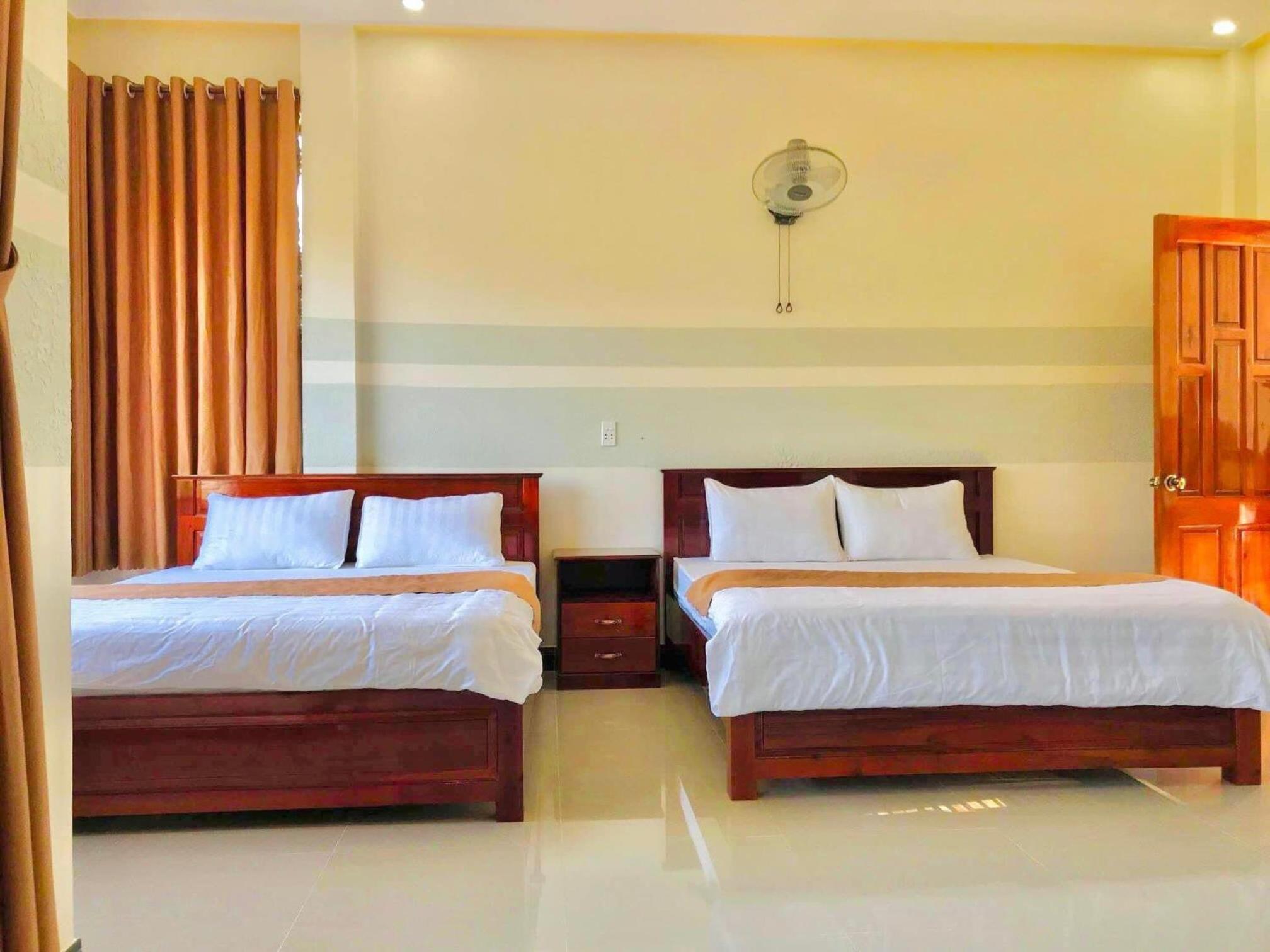 Quang Vinh Hồ Tràm