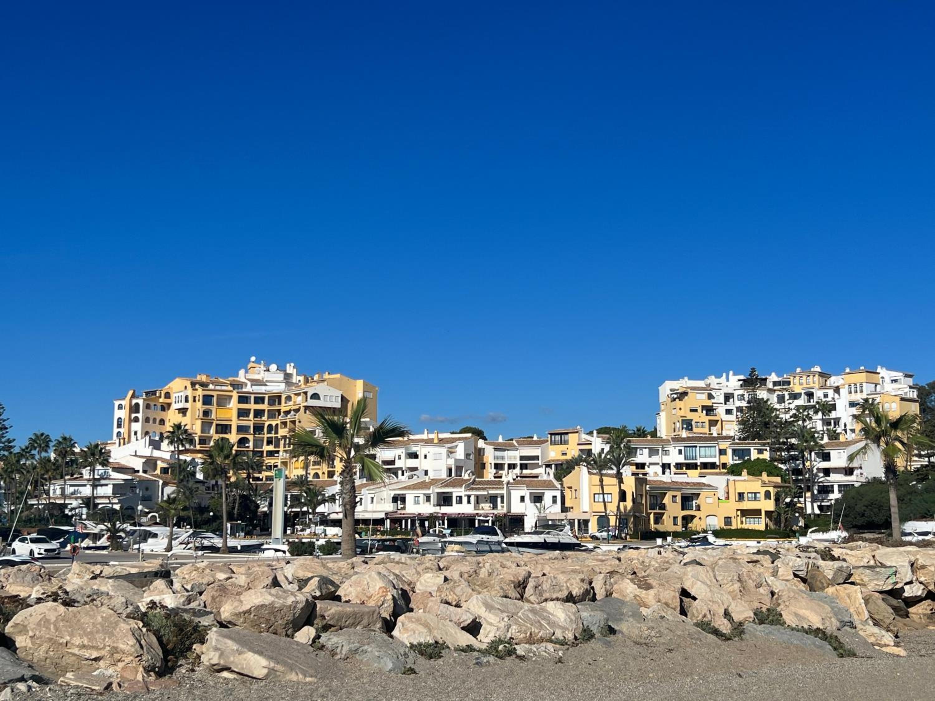 FASCINANTE Hogar en Cabo Pino en MARBELLA
