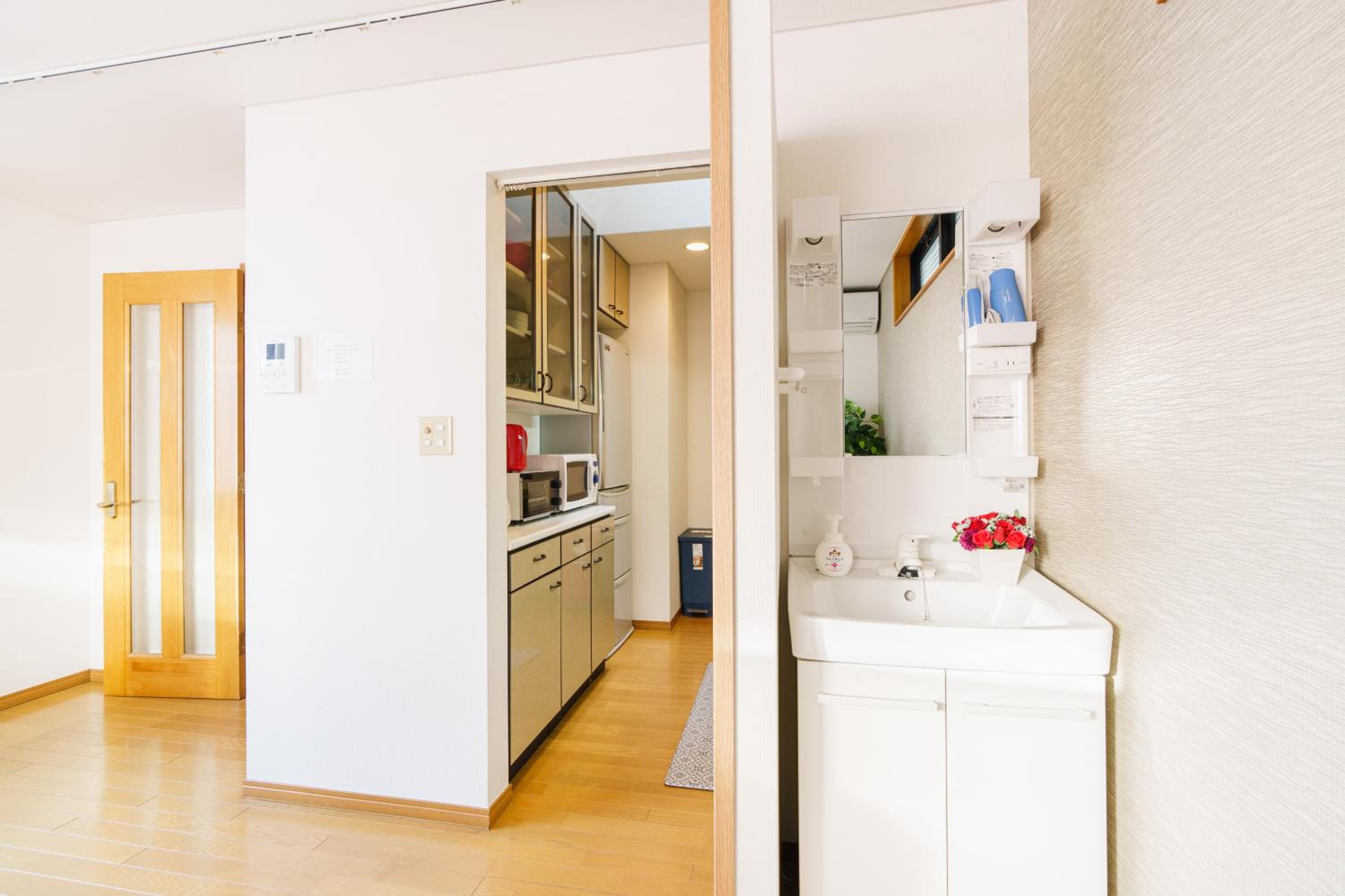 Luxury Guest House in Tokyo Shinjuku