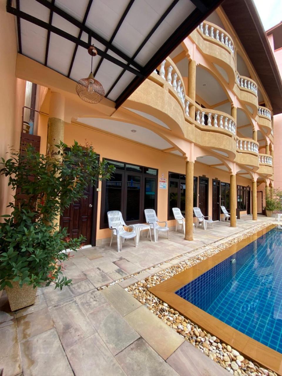 Baan Sudarat Hotel