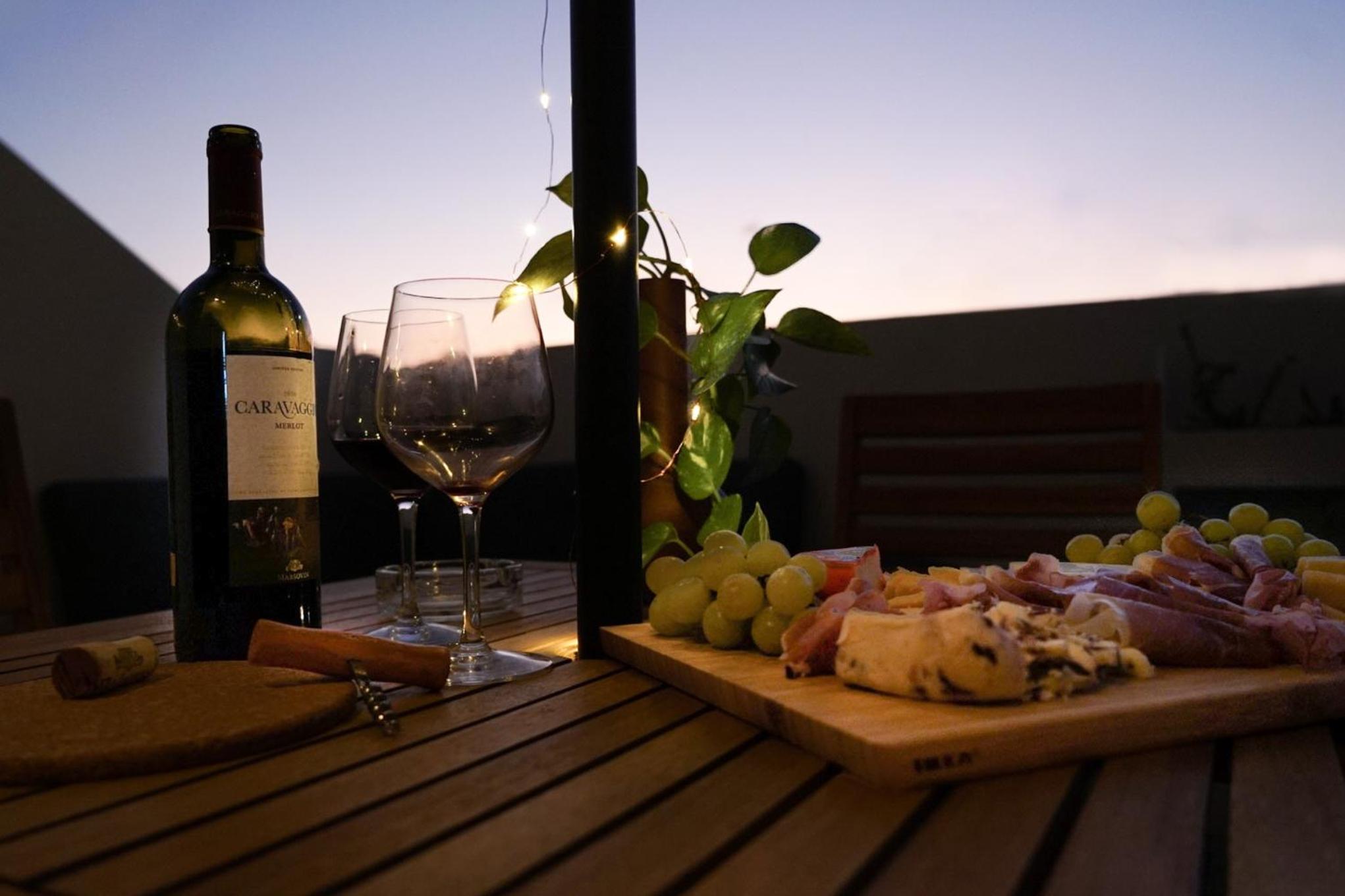Cosy Designer Seaview Penthouse with Terrace & BBQ photo 3